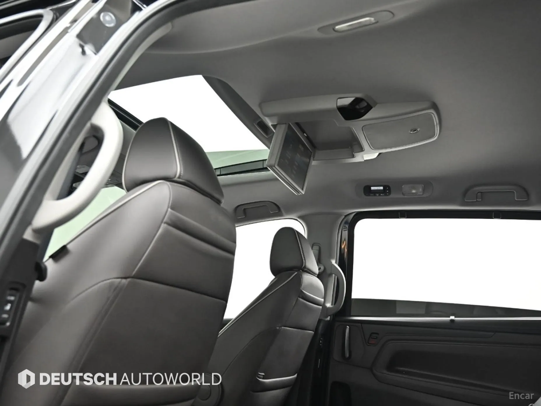 Honda Odyssey превью 17