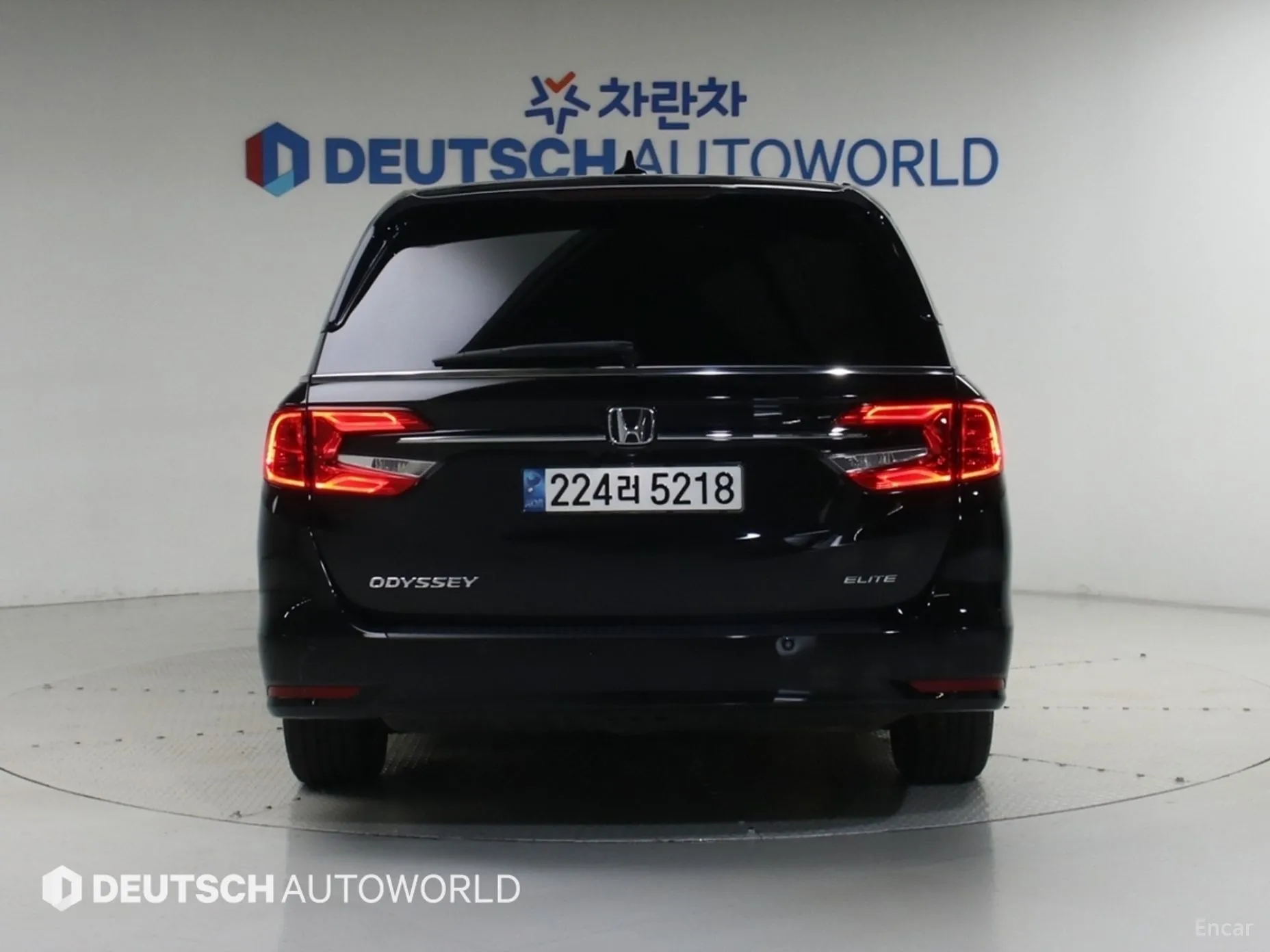 Honda Odyssey превью 4