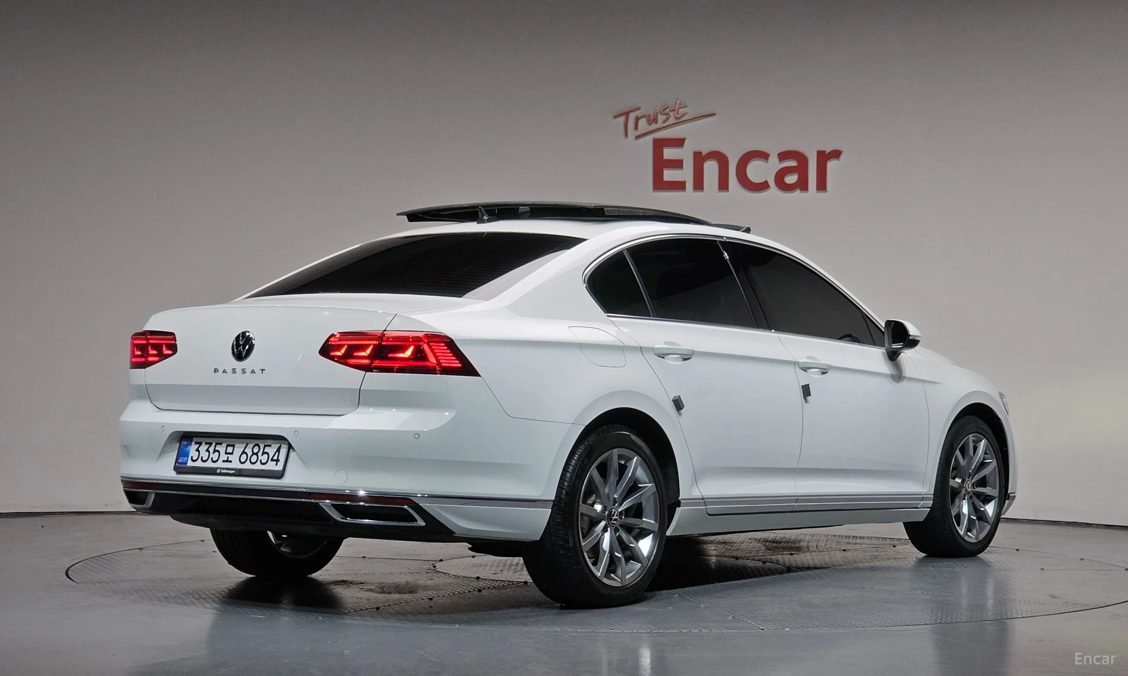 Volkswagen Passat GT (B8)