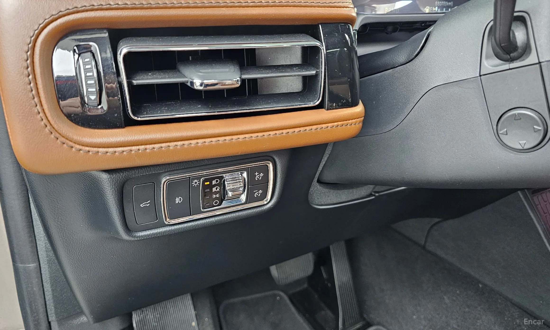 Lincoln Aviator 2nd Generation превью 16