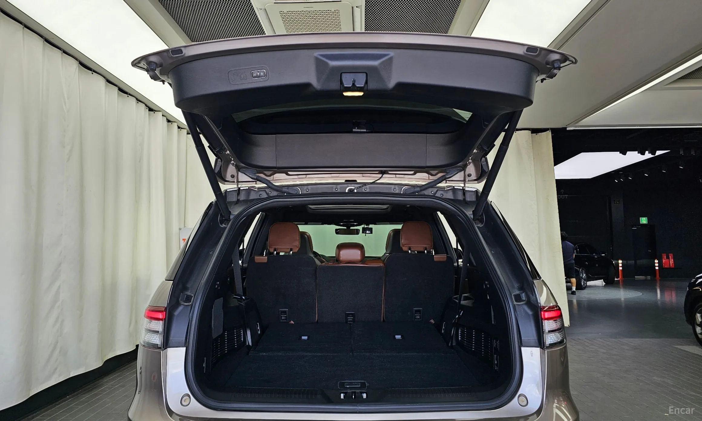 Lincoln Aviator 2nd Generation превью 20