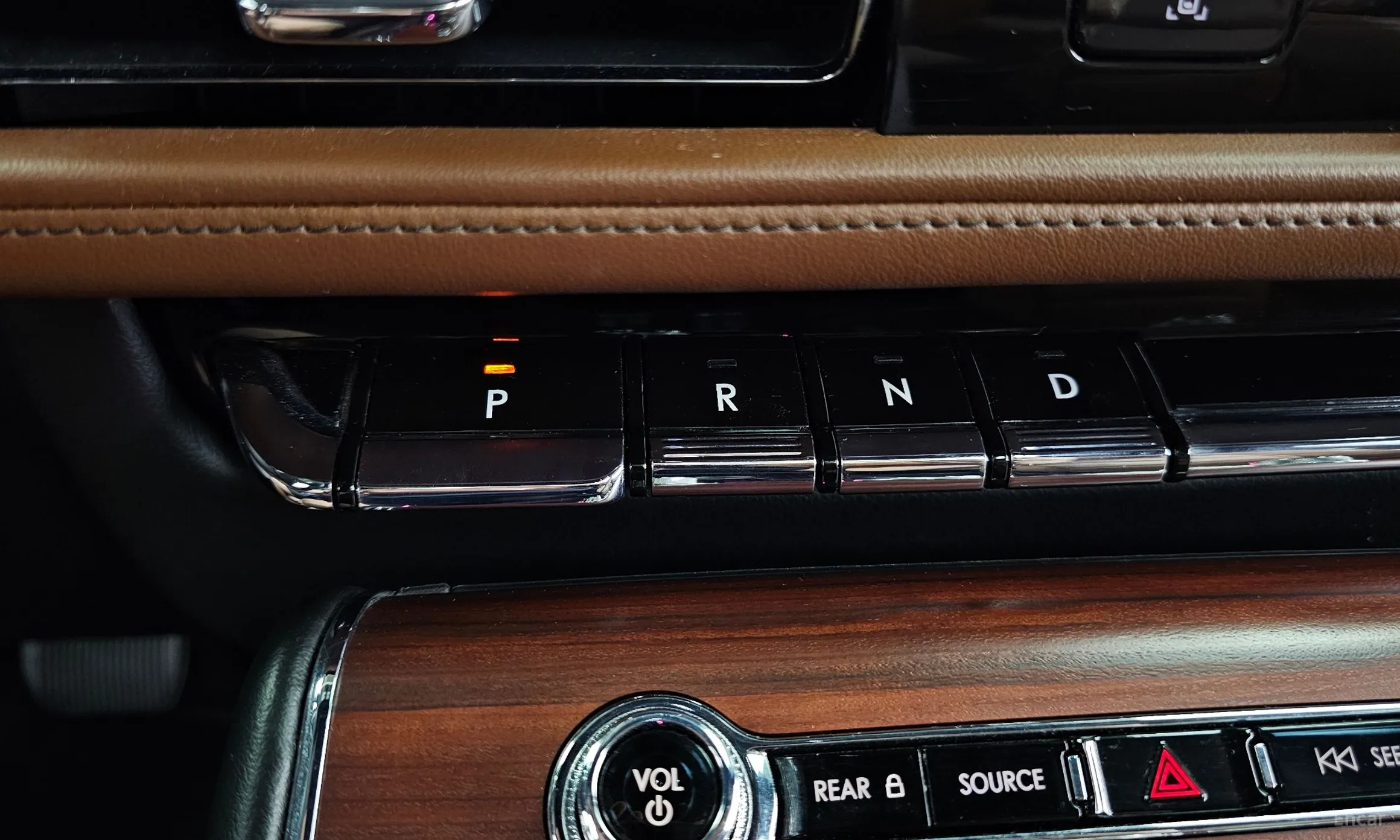Lincoln Aviator 2nd Generation превью 9
