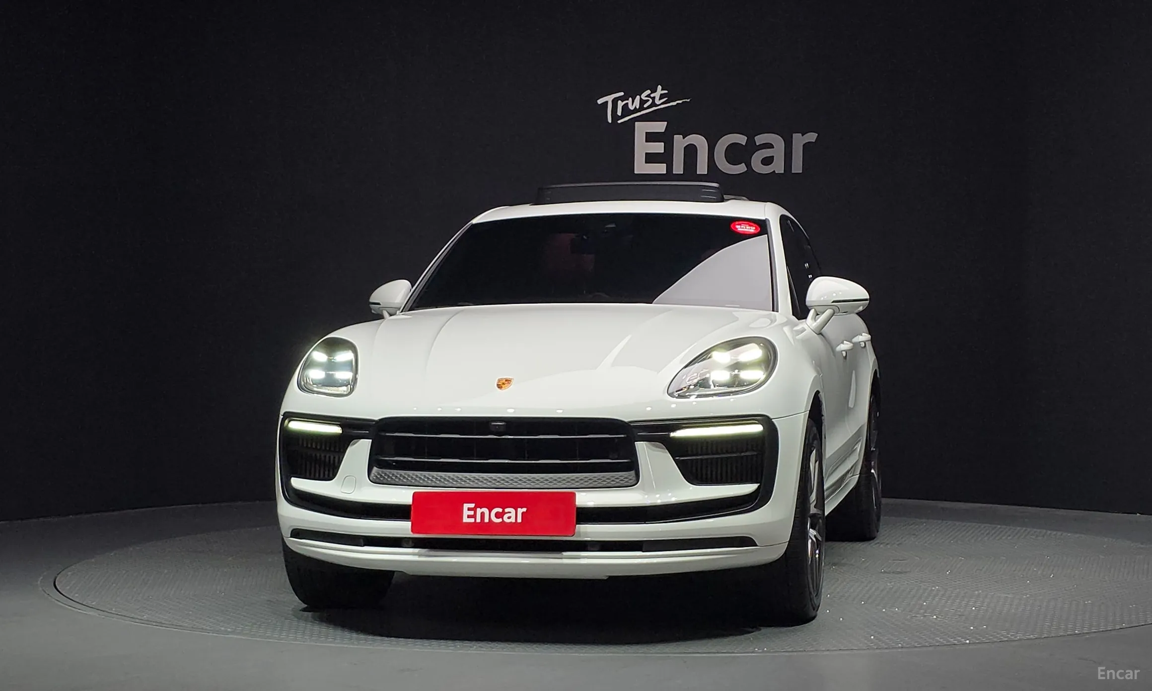 Porsche Macan превью 3