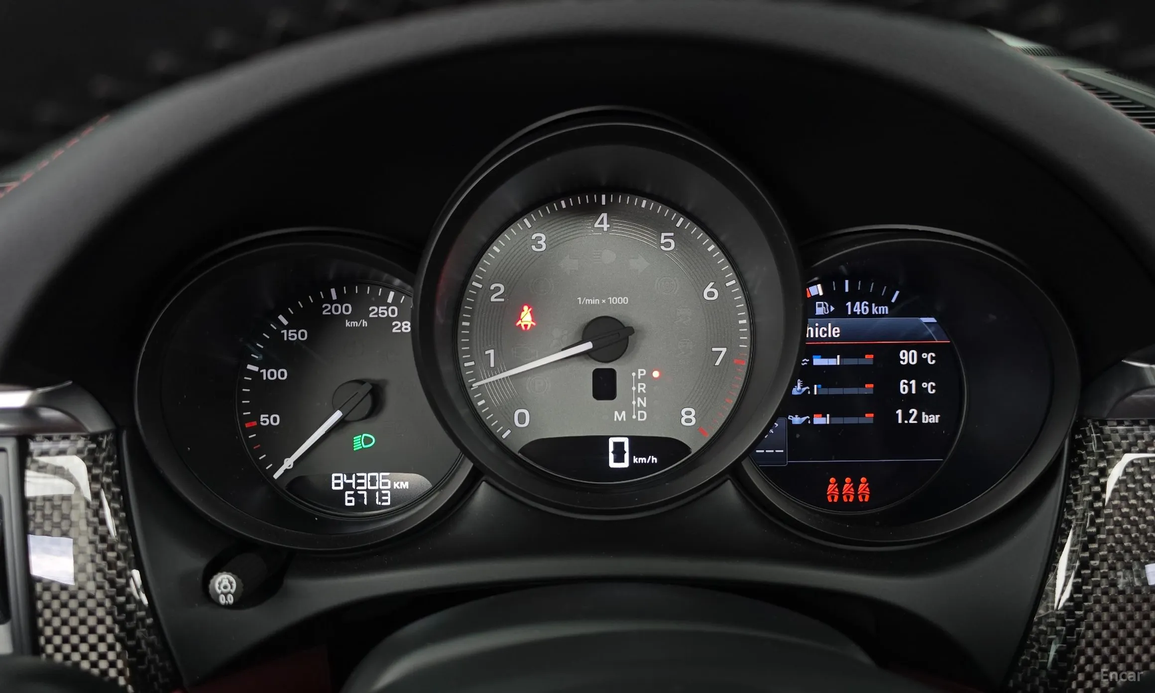 Porsche Macan превью 8