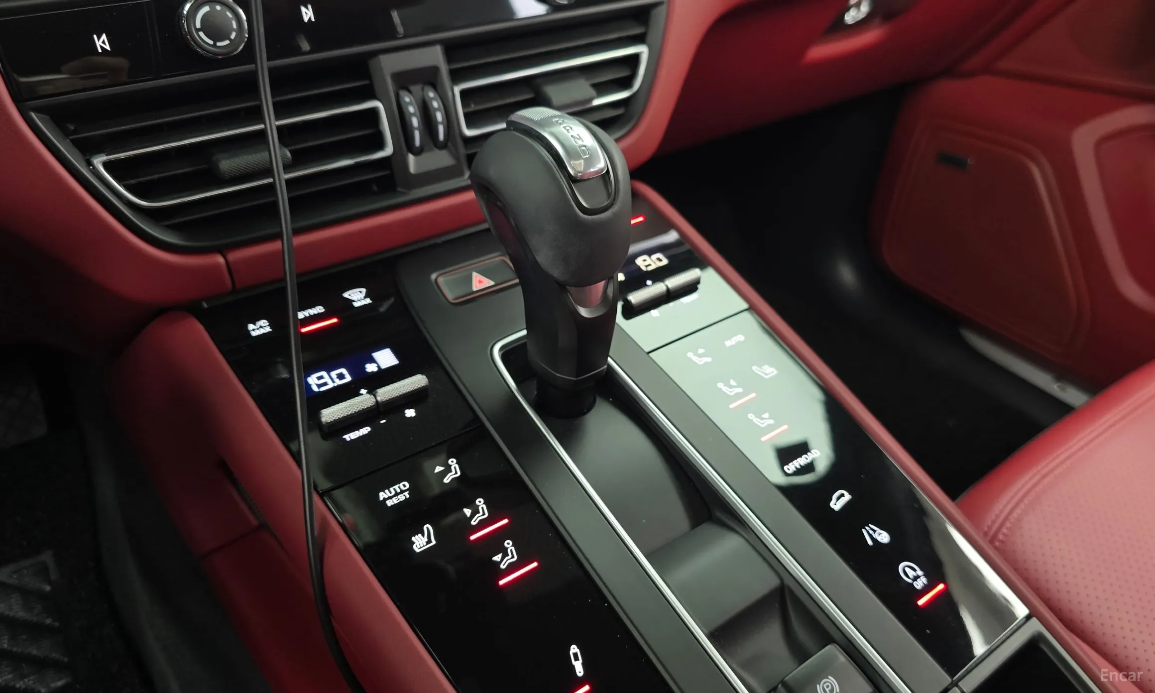 Porsche Macan превью 9