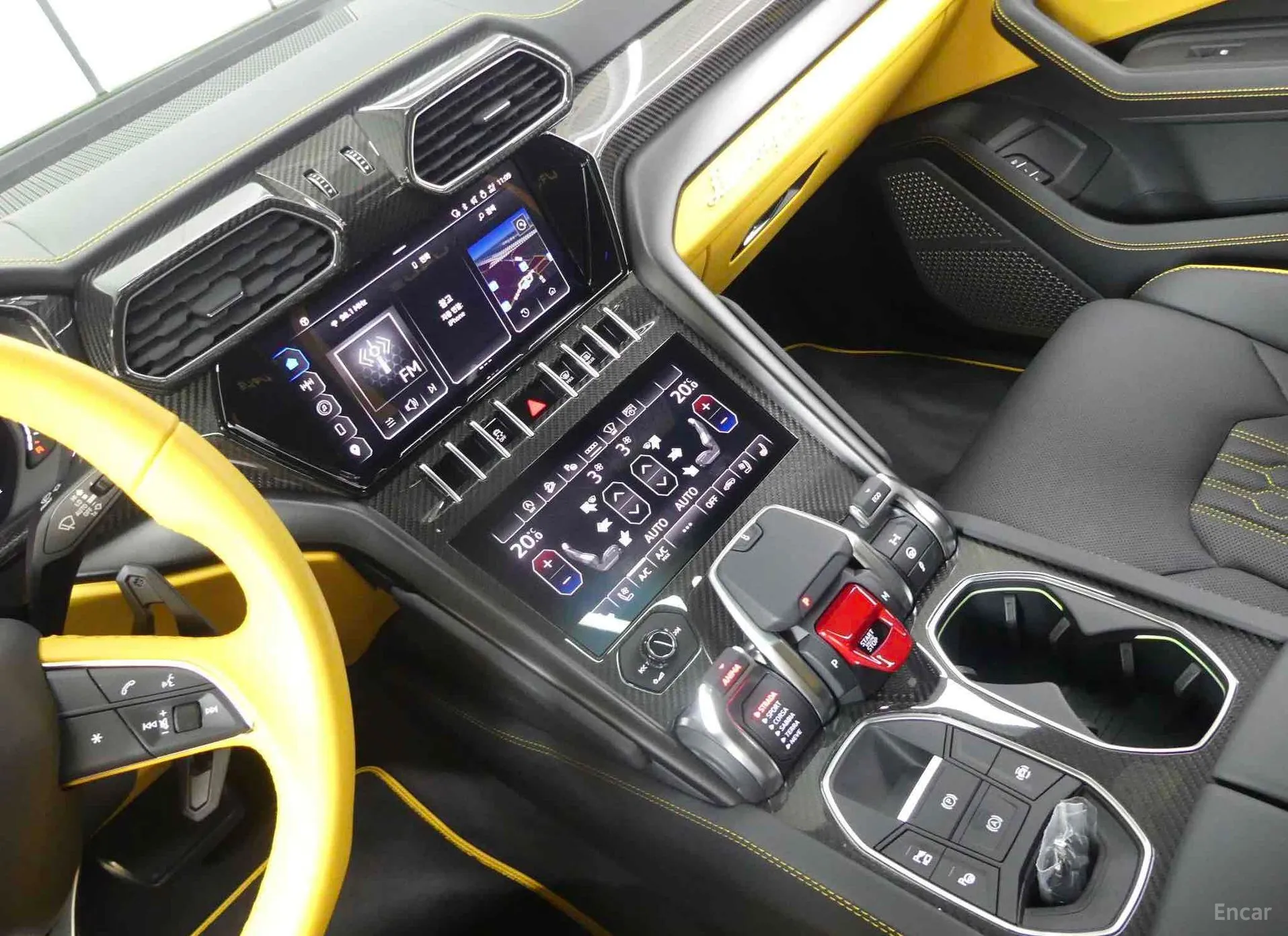 Lamborghini Urus превью 14