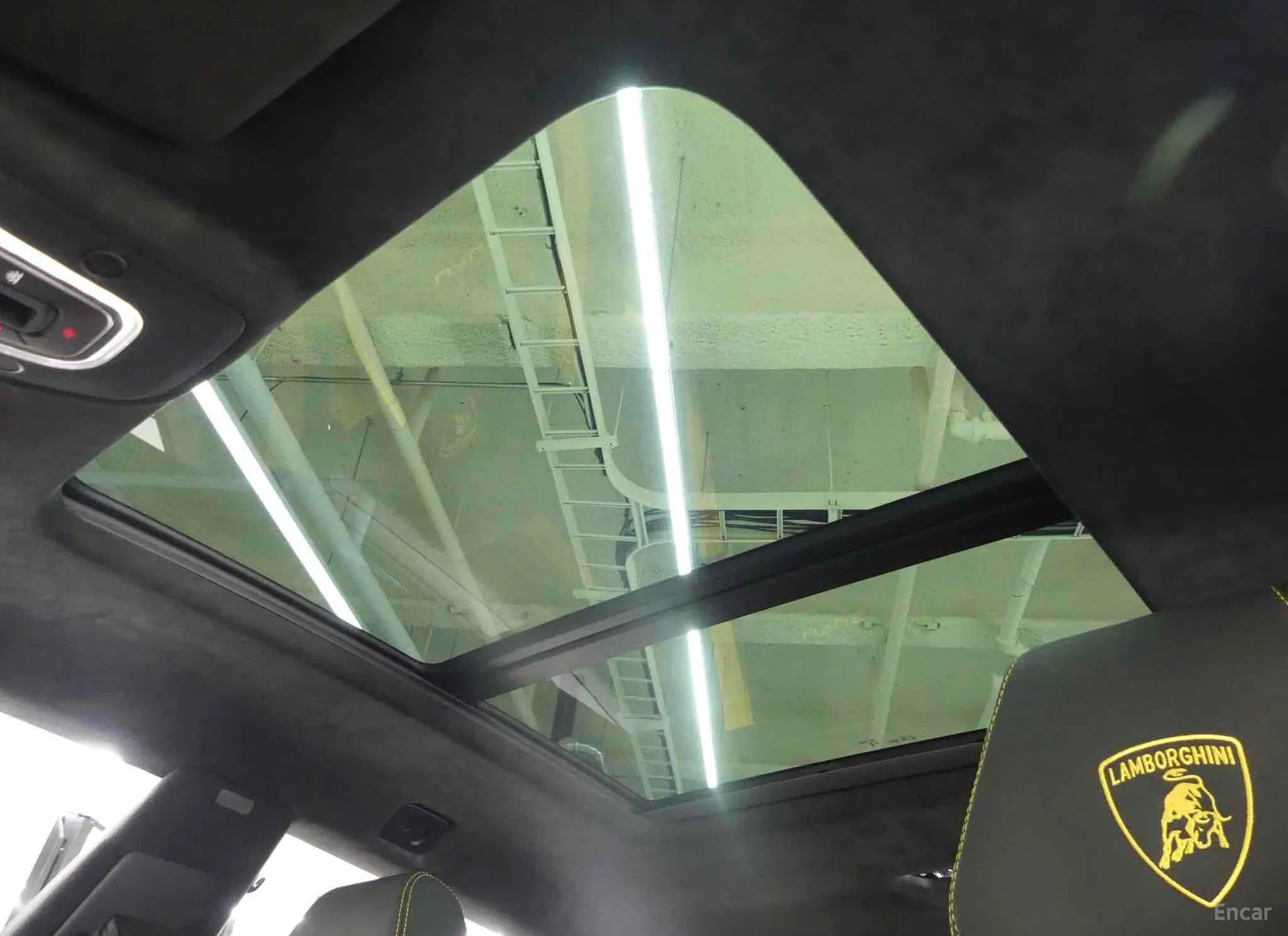 Lamborghini Urus превью 16