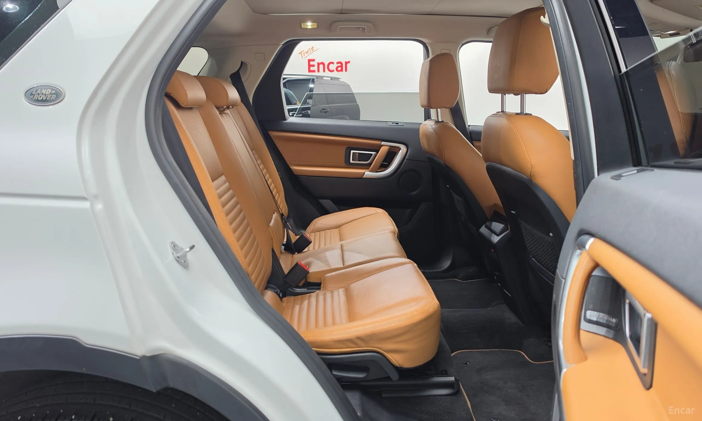 Land Rover Discovery Sports превью 11