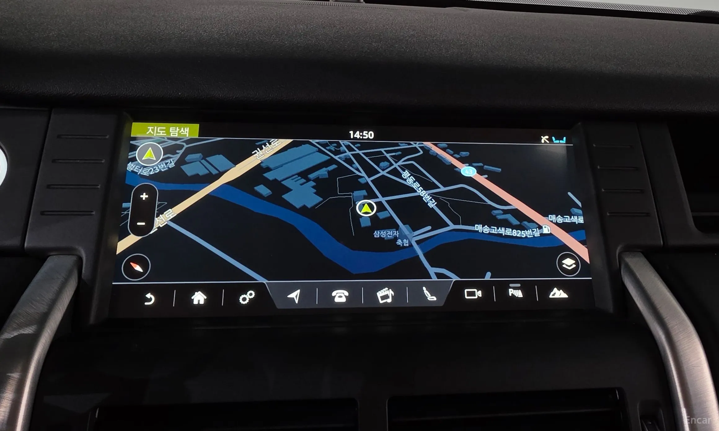 Land Rover Discovery Sports превью 13