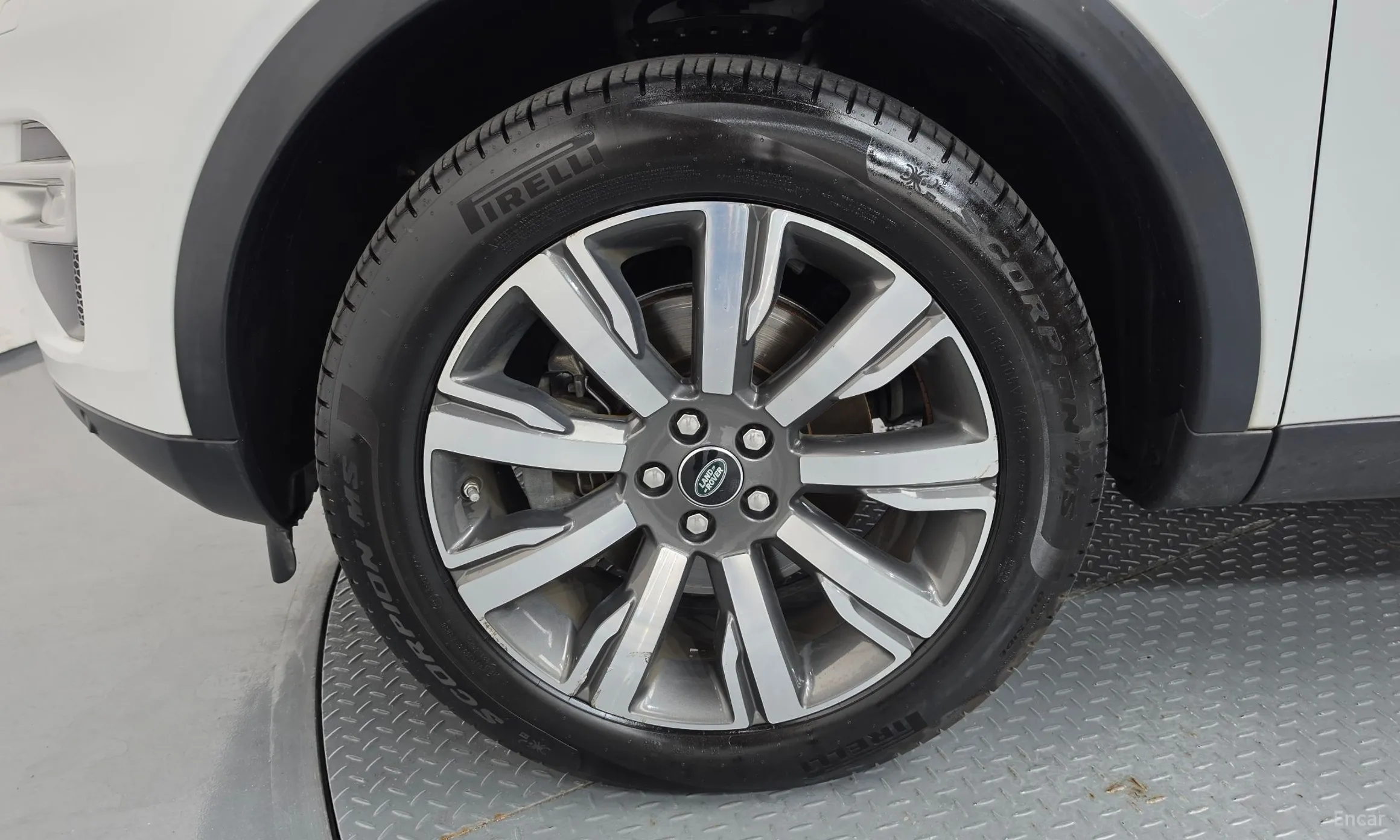 Land Rover Discovery Sports превью 5