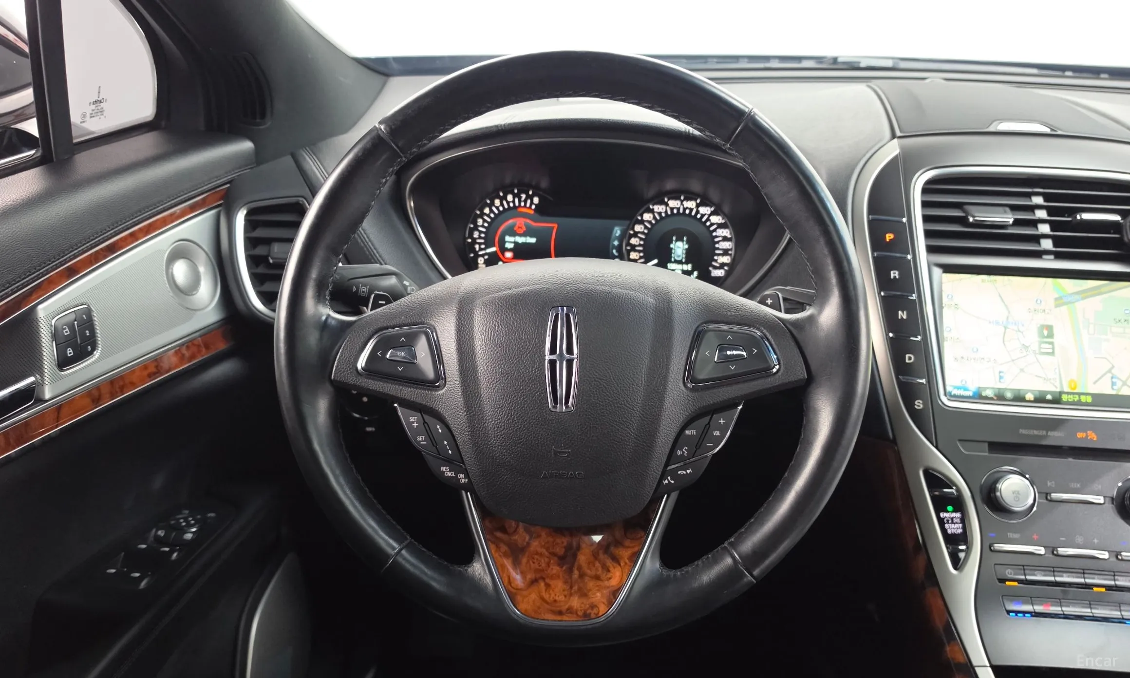 Lincoln MKX 2nd Generation превью 12
