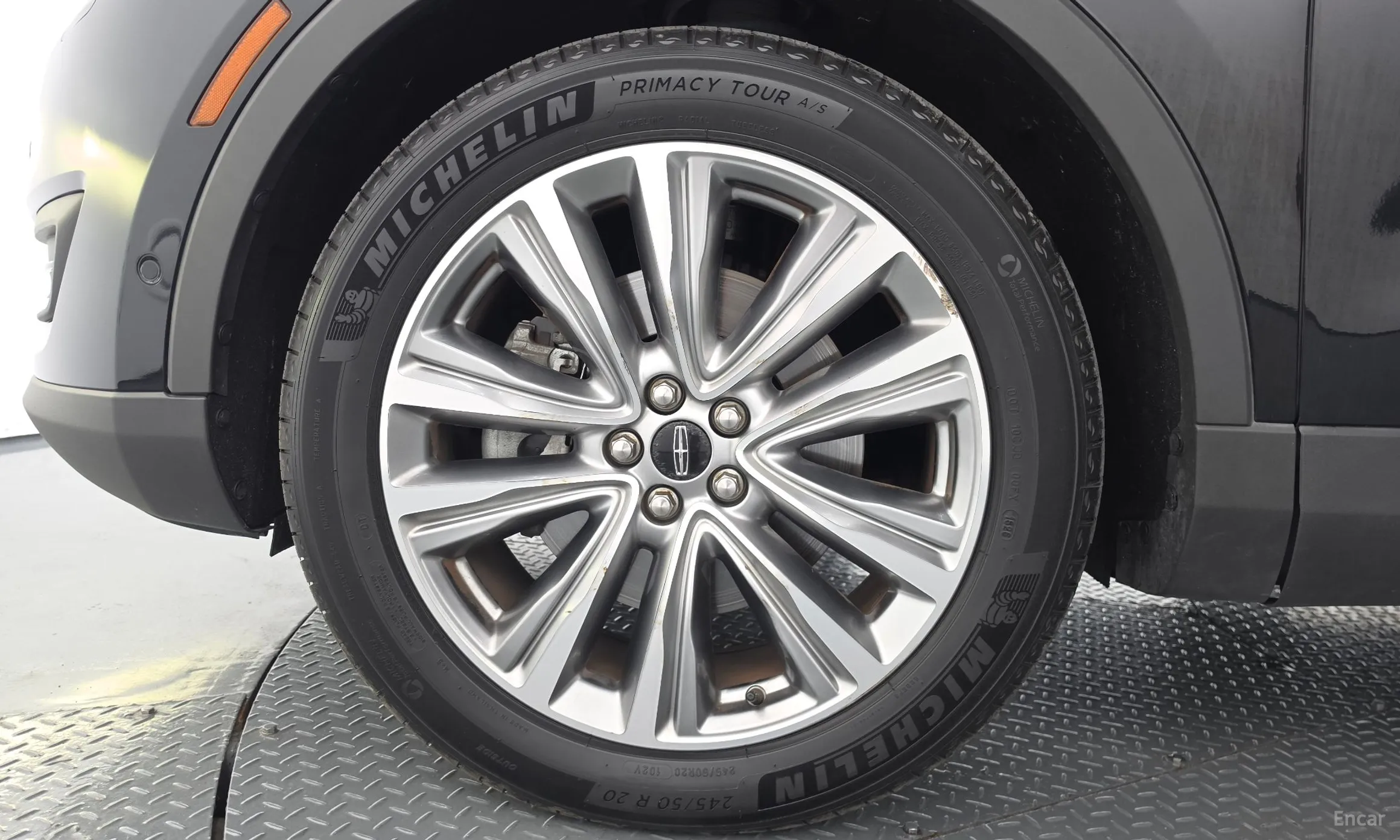 Lincoln MKX 2nd Generation превью 5