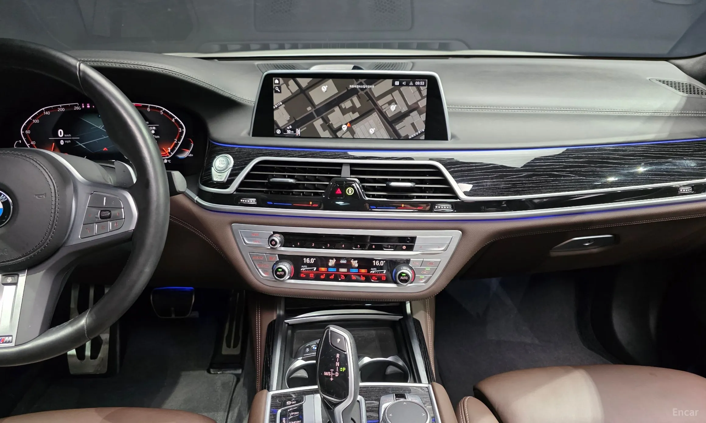 BMW 7 Series (G11) превью 18