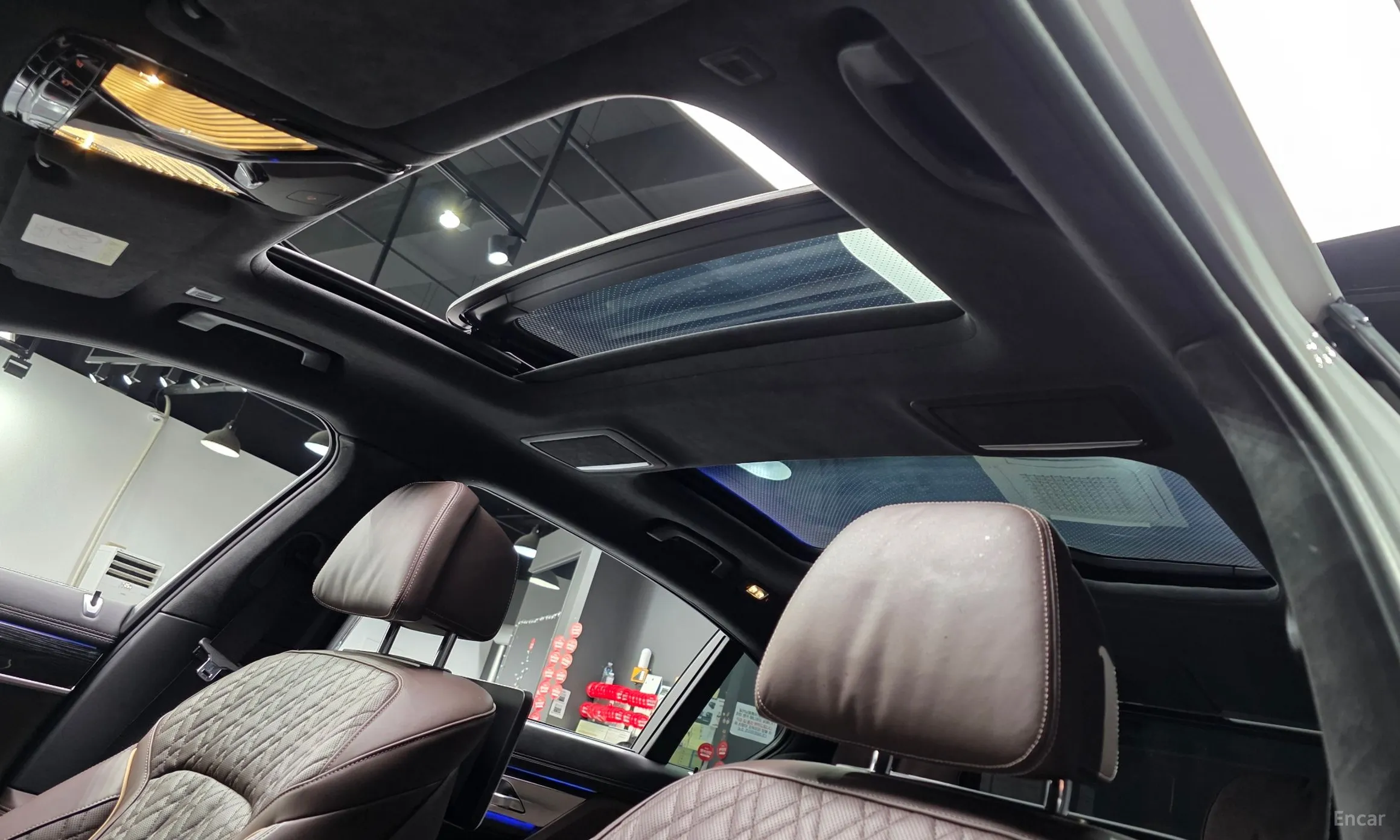 BMW 7 Series (G11) превью 20