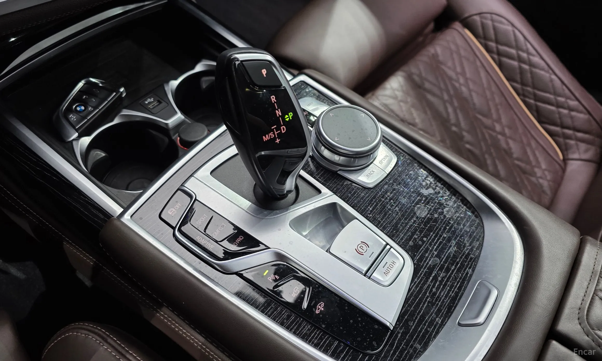 BMW 7 Series (G11) превью 9
