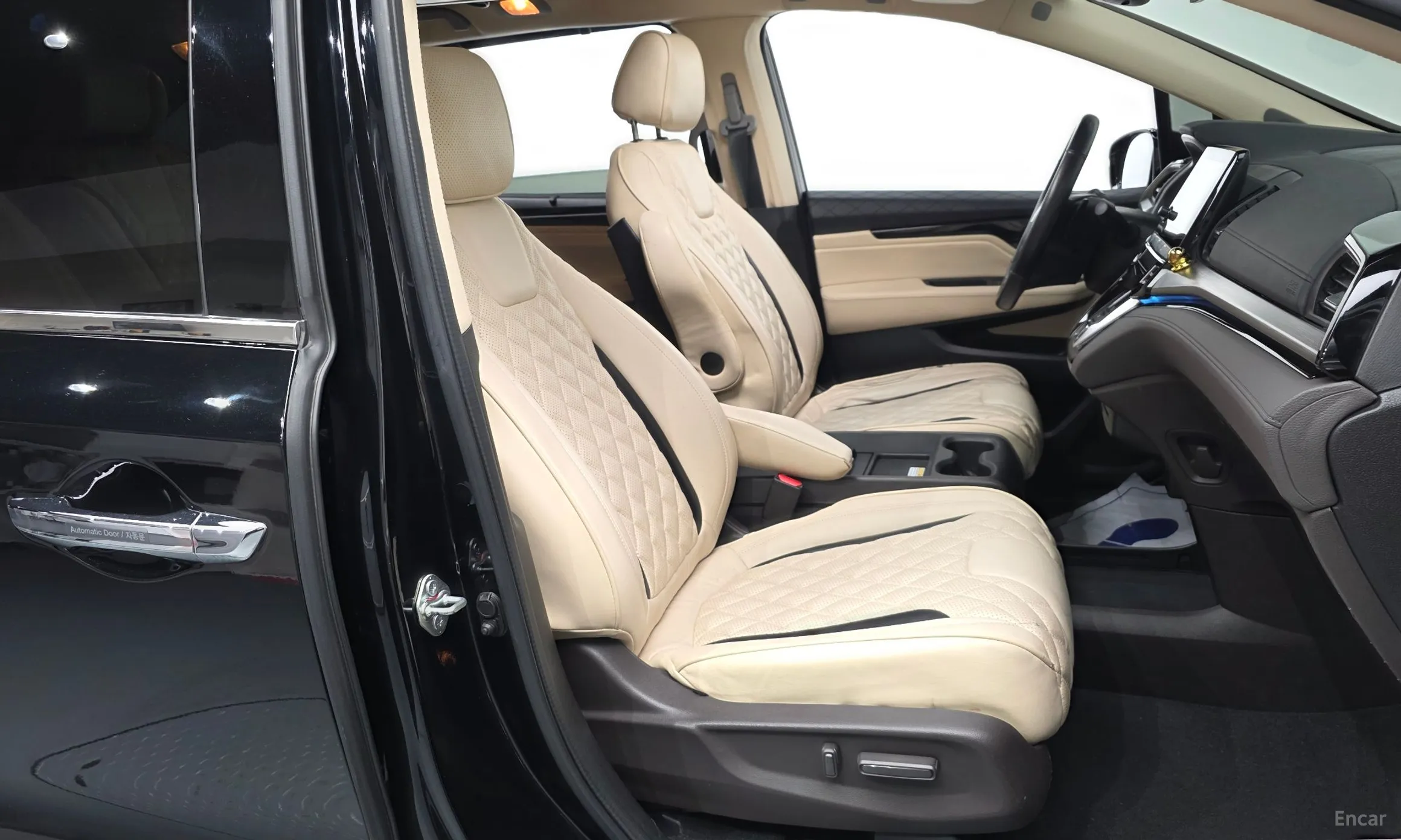 Honda Odyssey превью 11