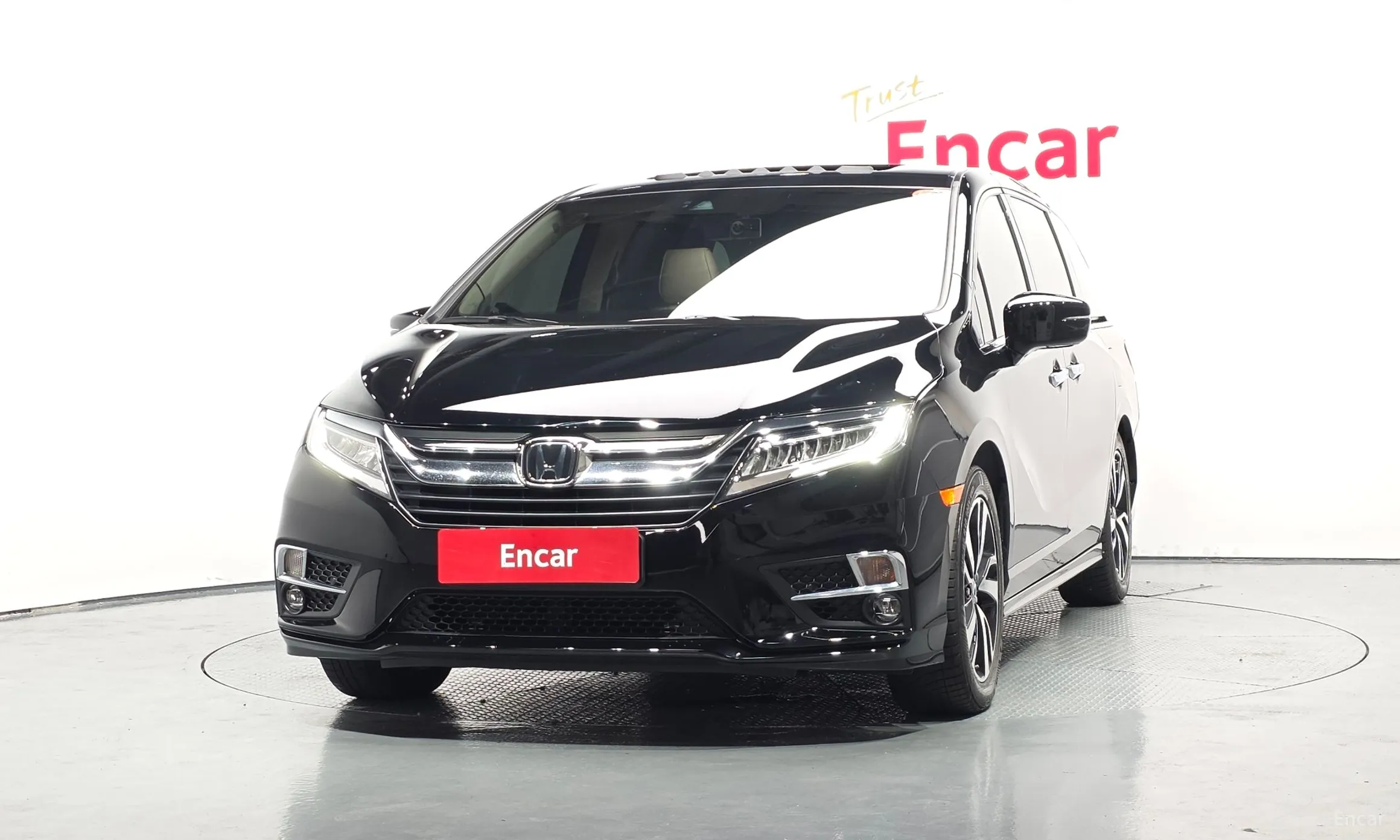 Honda Odyssey превью 3