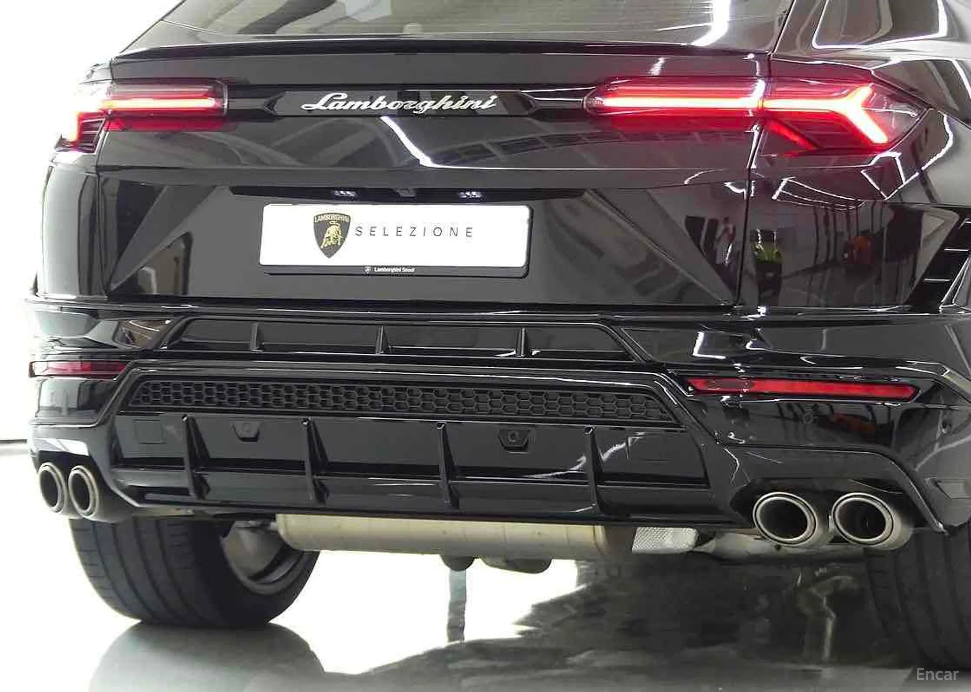 Lamborghini Urus превью 20