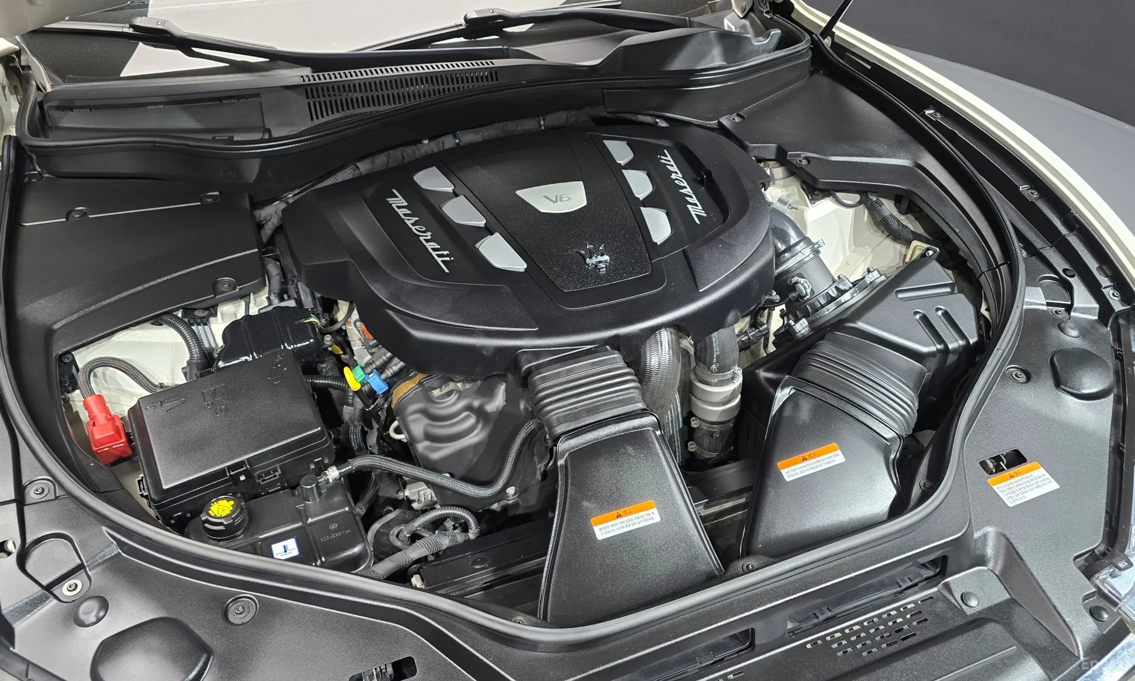 Maserati Levante превью 6