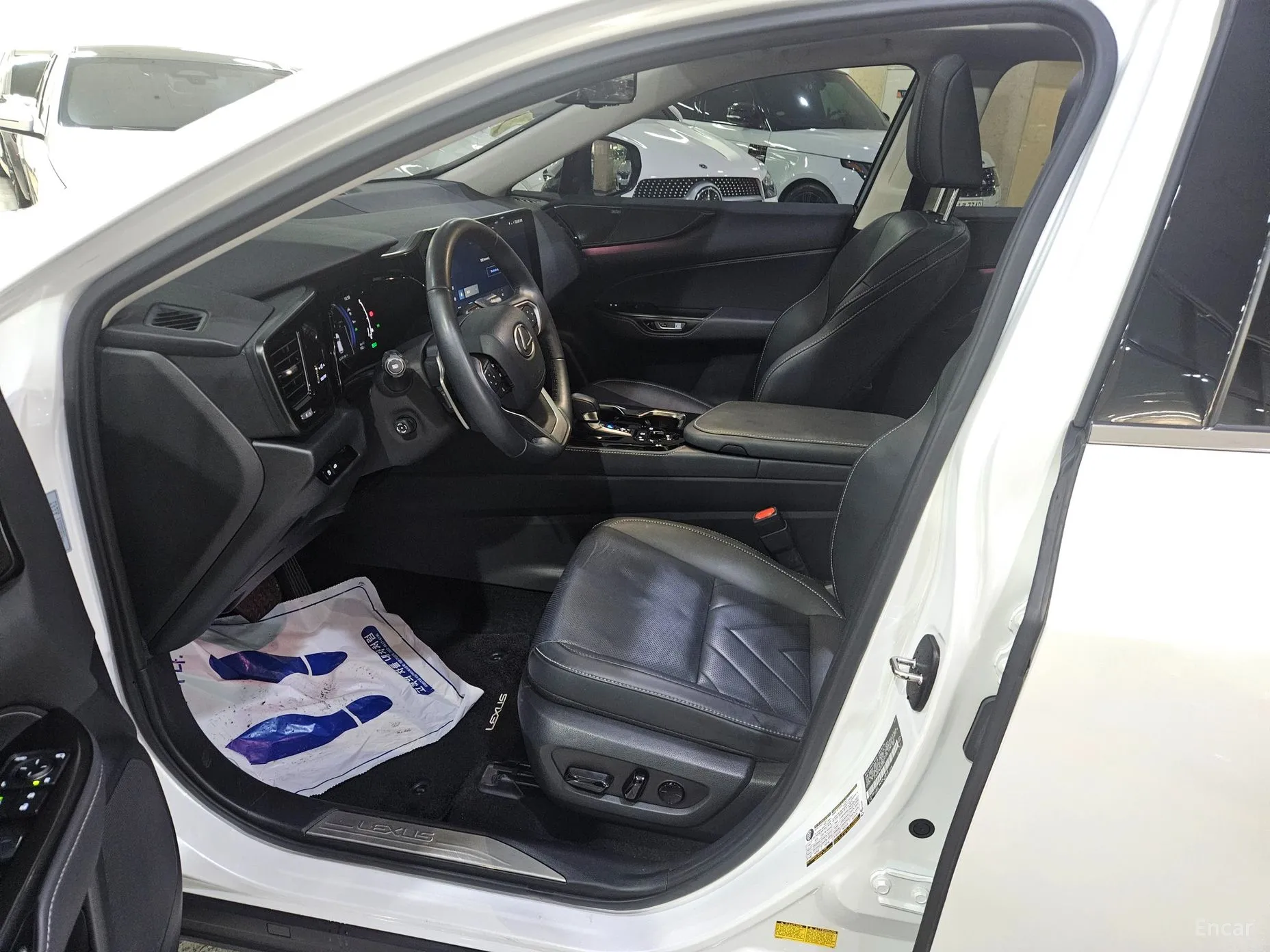 Lexus NX350h Gen 2 превью 8
