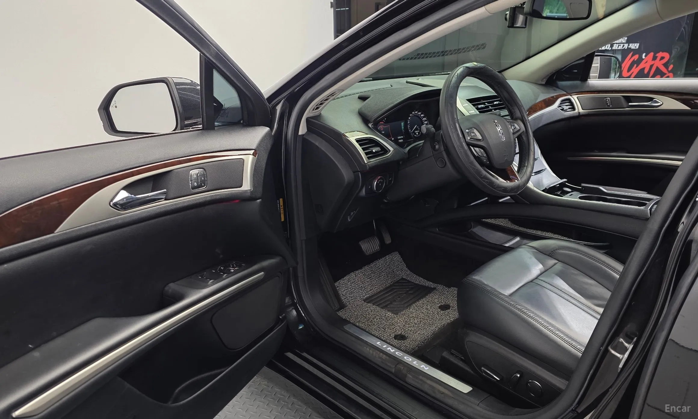 Lincoln New MKZ превью 10