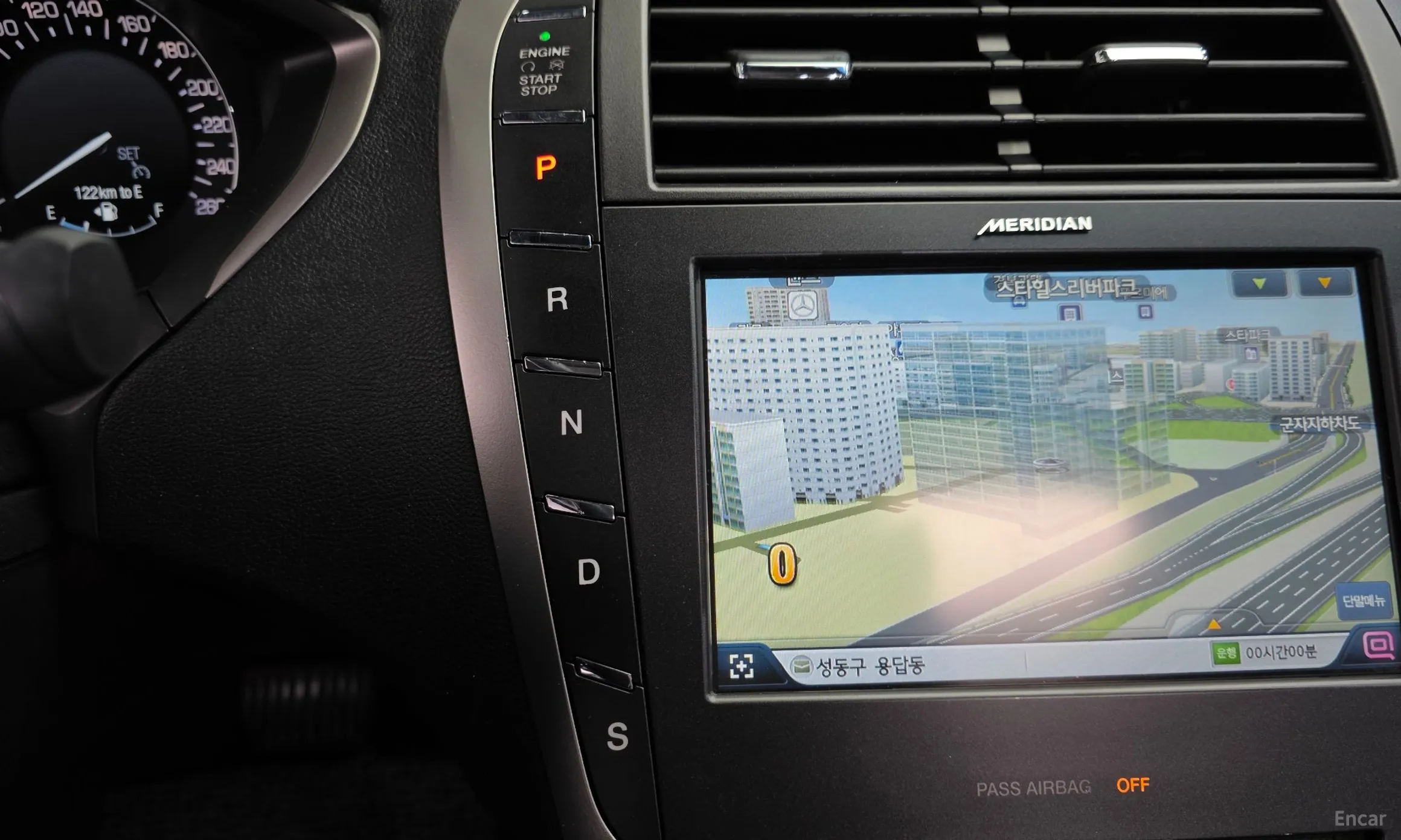 Lincoln New MKZ превью 9