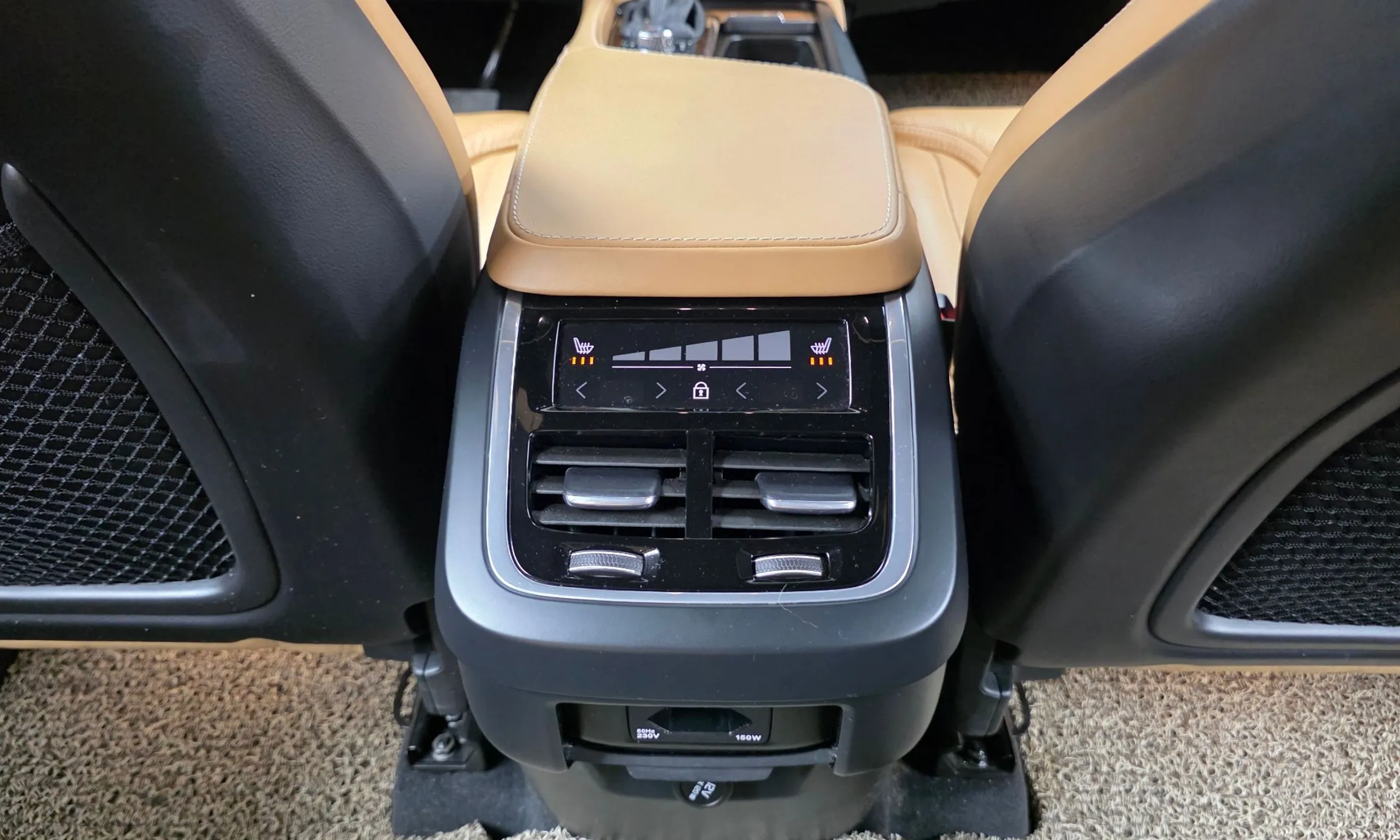 Volvo XC90 Gen 2 превью 18