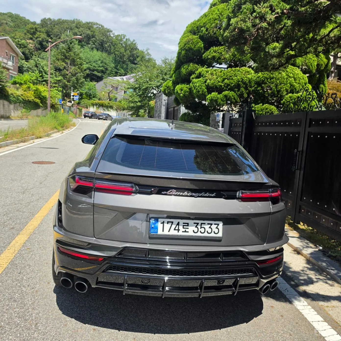 Lamborghini Urus превью 5