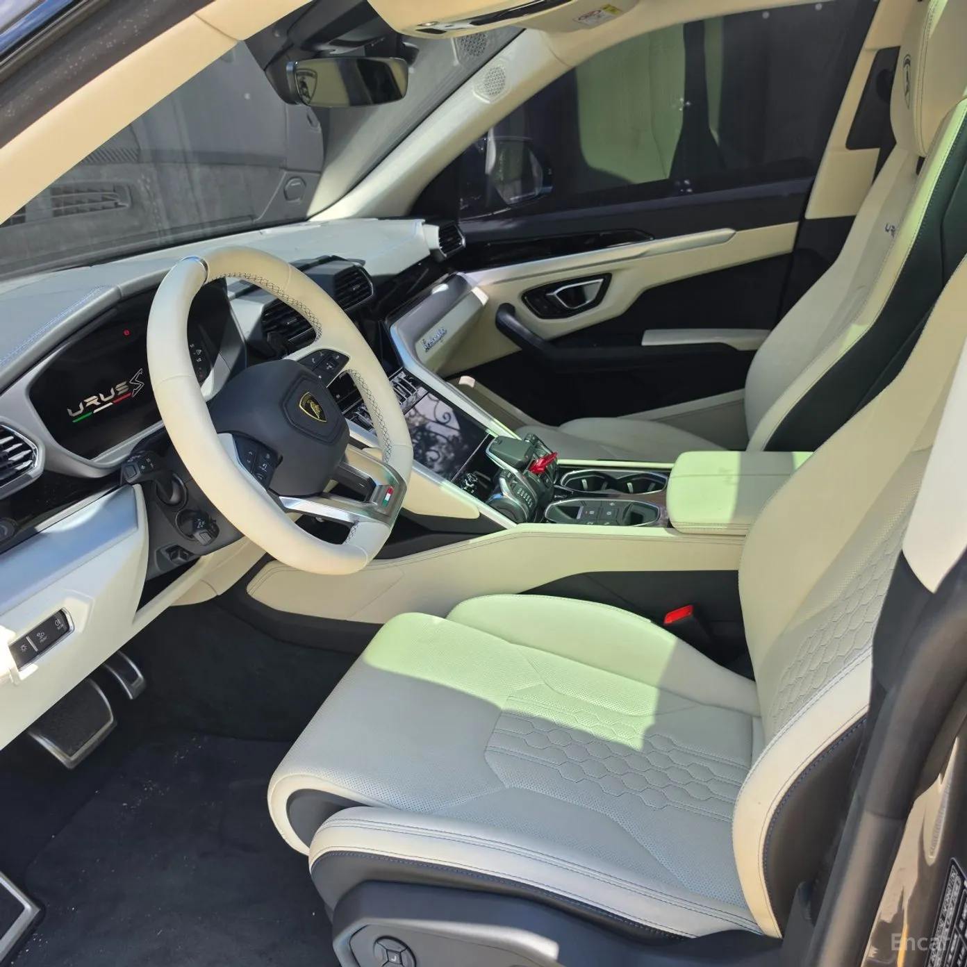 Lamborghini Urus превью 7
