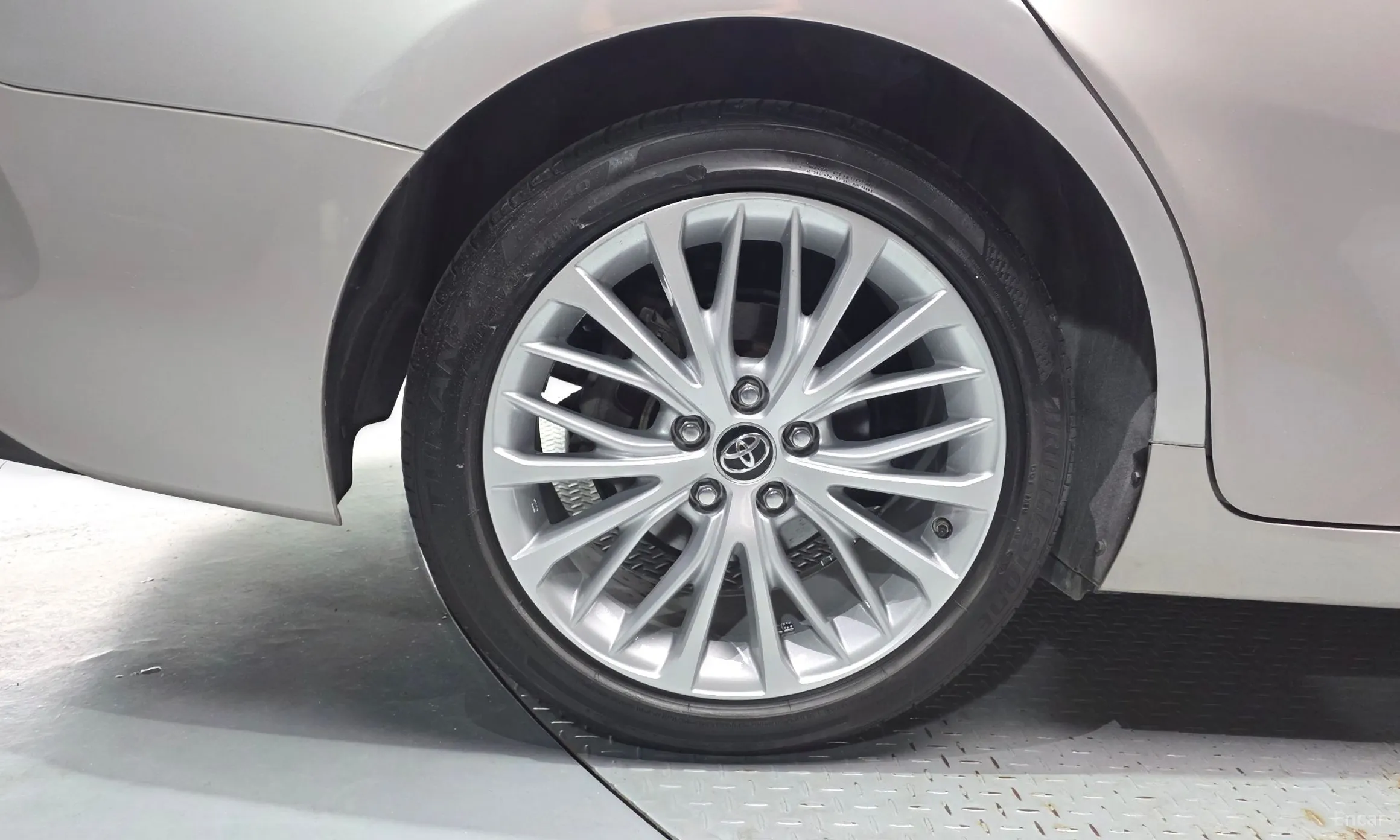 Toyota Camry (XV70) превью 5