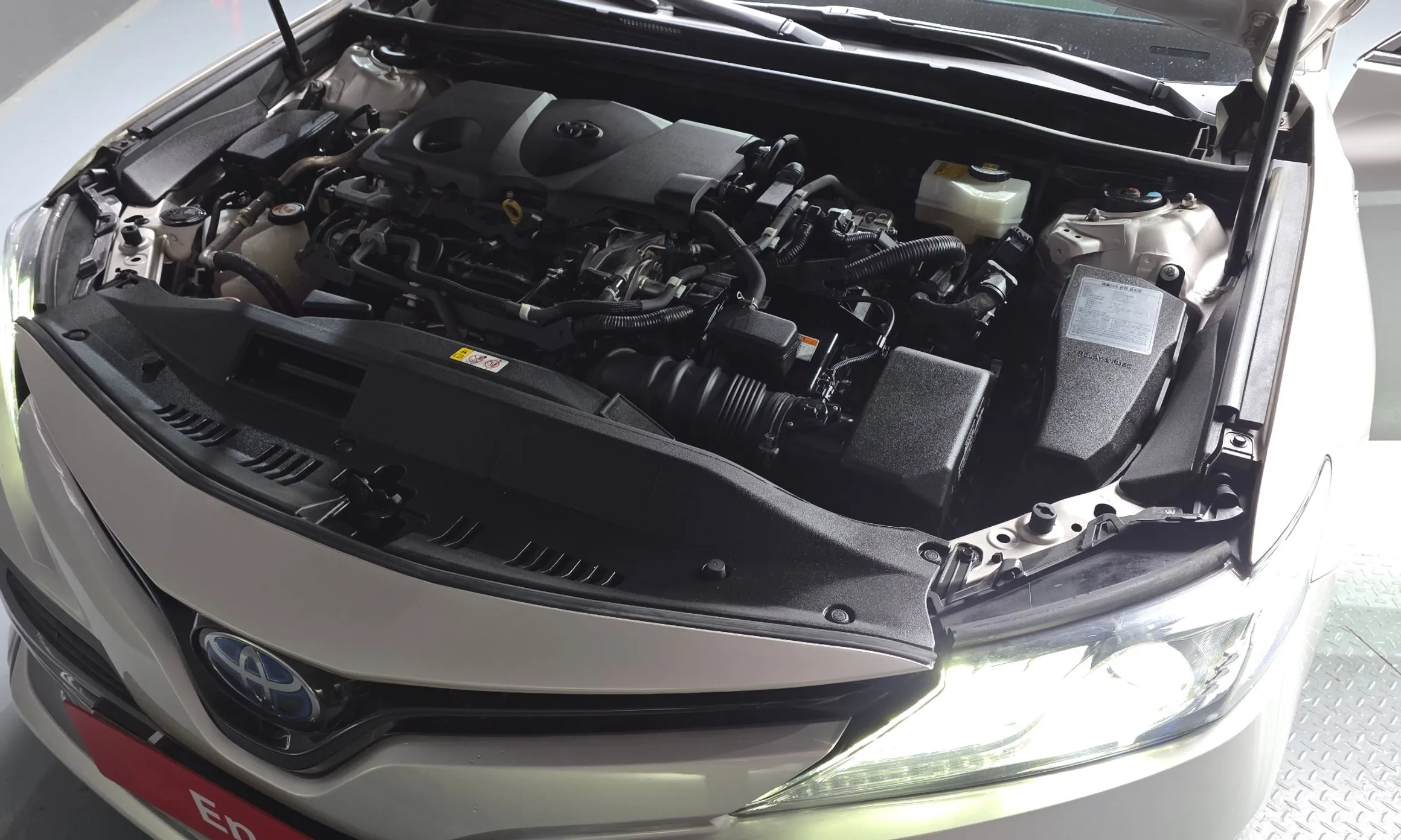 Toyota Camry (XV70) превью 6