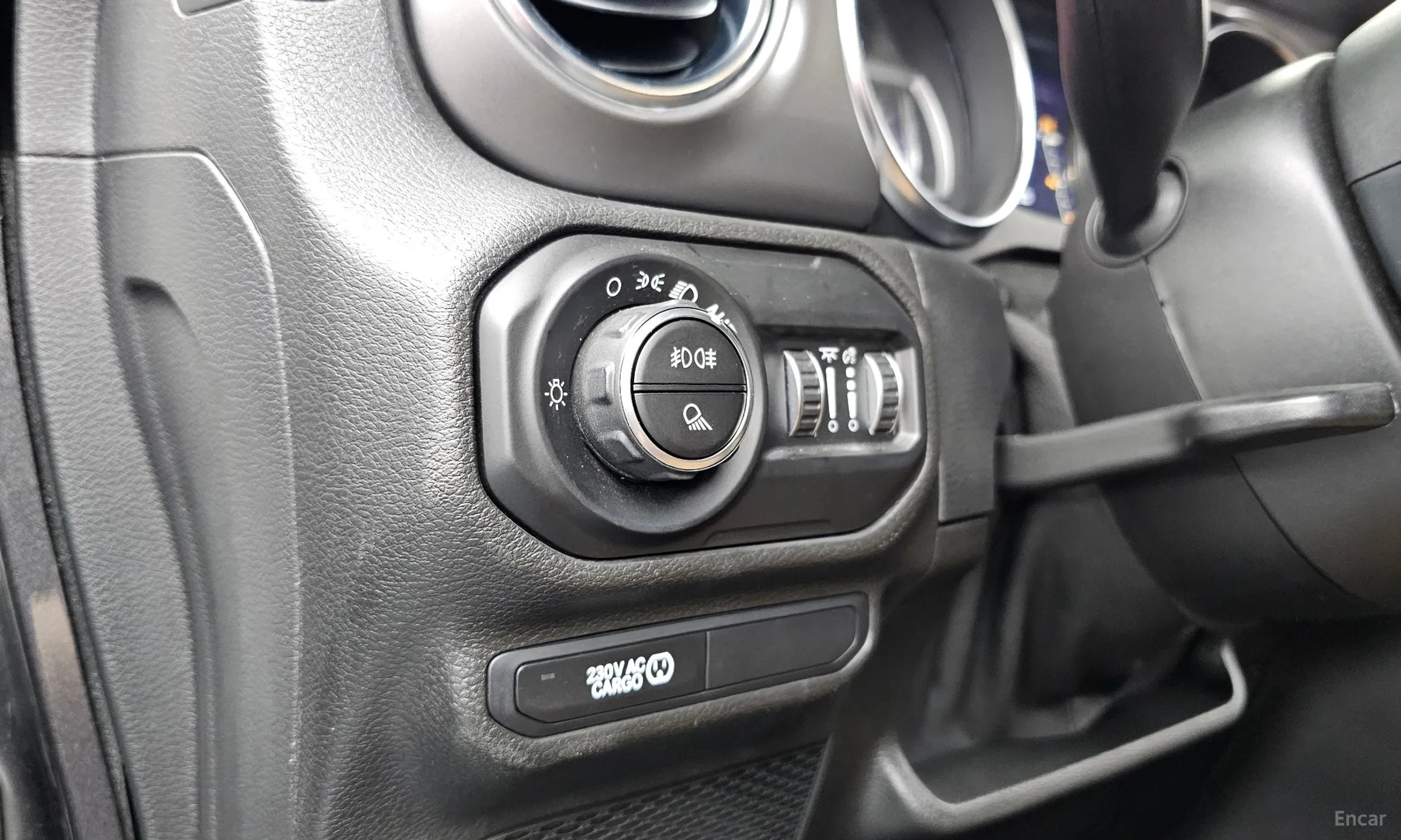 Jeep Gladiator (JT) превью 17