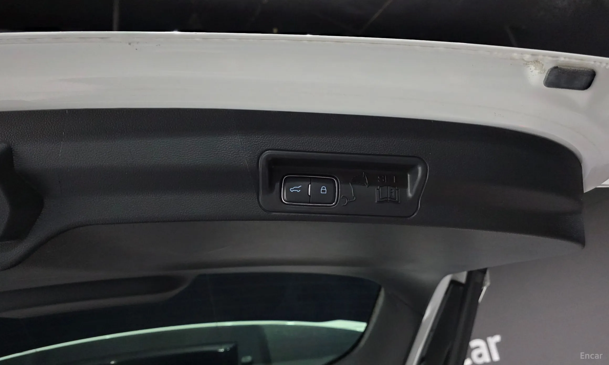 Ford Explorer 6th Generation превью 18