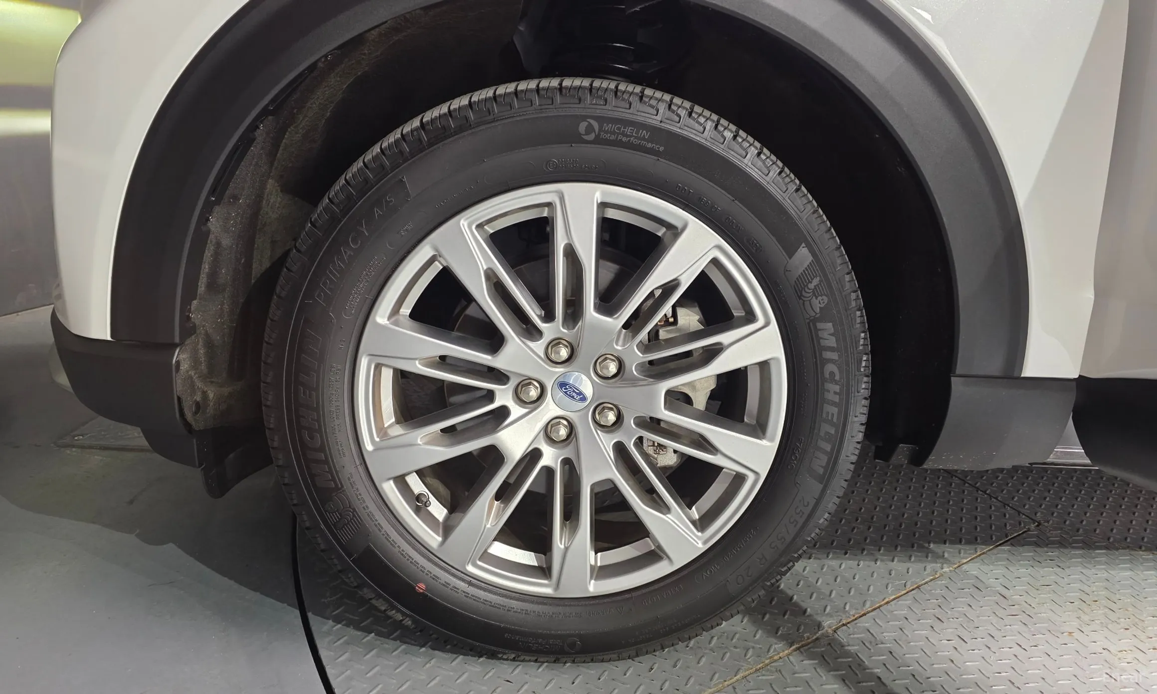 Ford Explorer 6th Generation превью 5