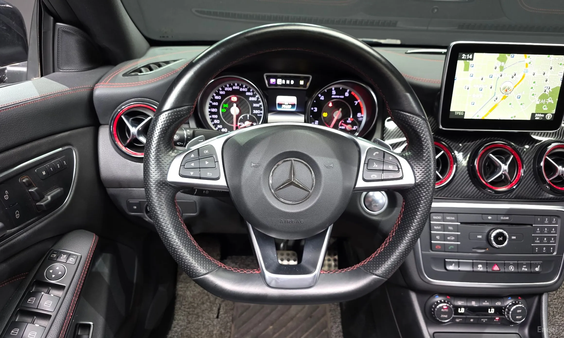 Mercedes Benz CLA-Class C117 превью 12