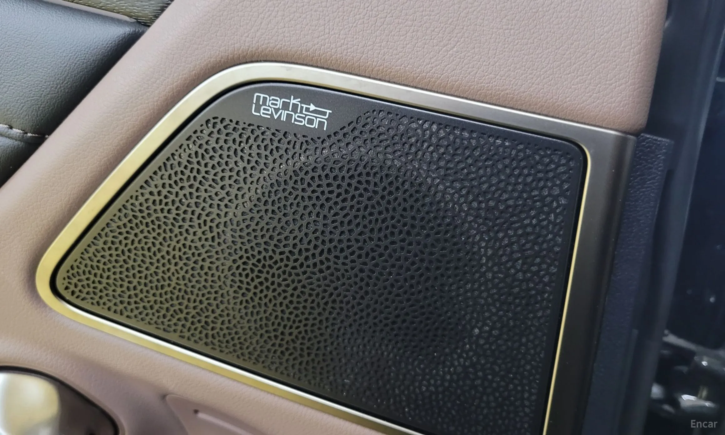 Lexus ES300h 7th Generation превью 19