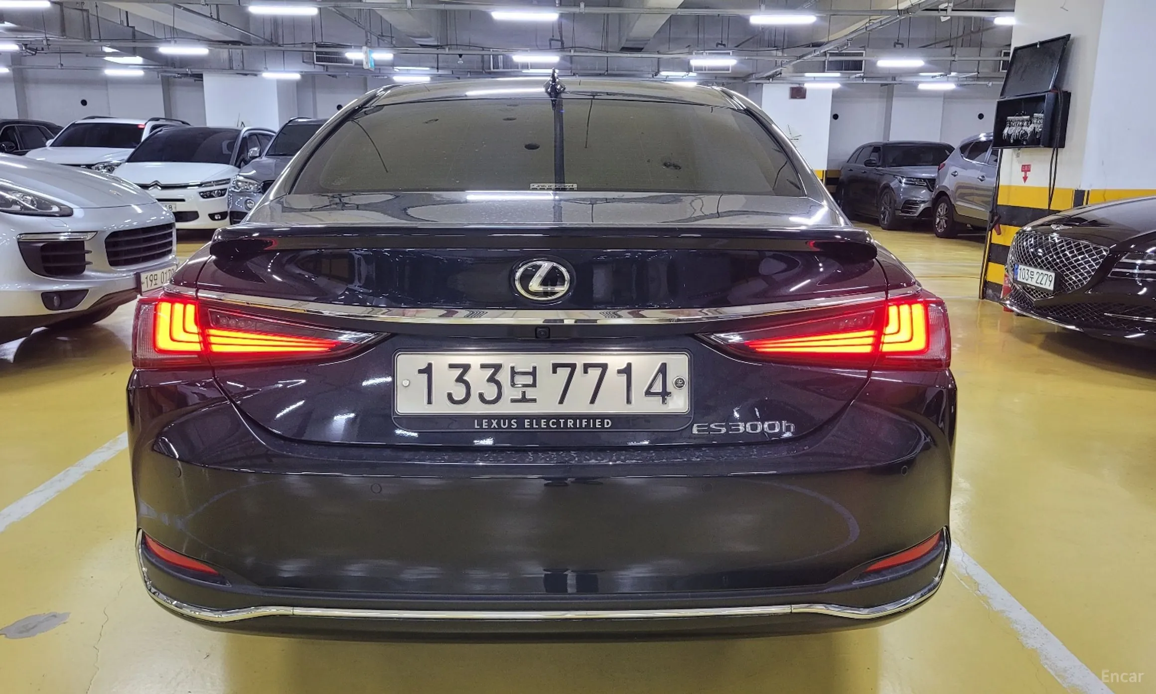 Lexus ES300h 7th Generation превью 4