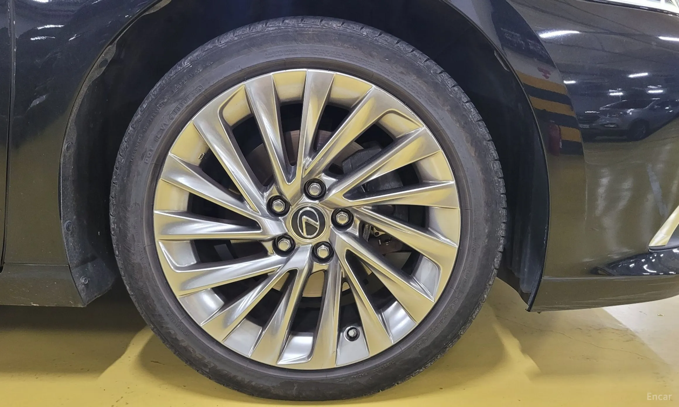 Lexus ES300h 7th Generation превью 5