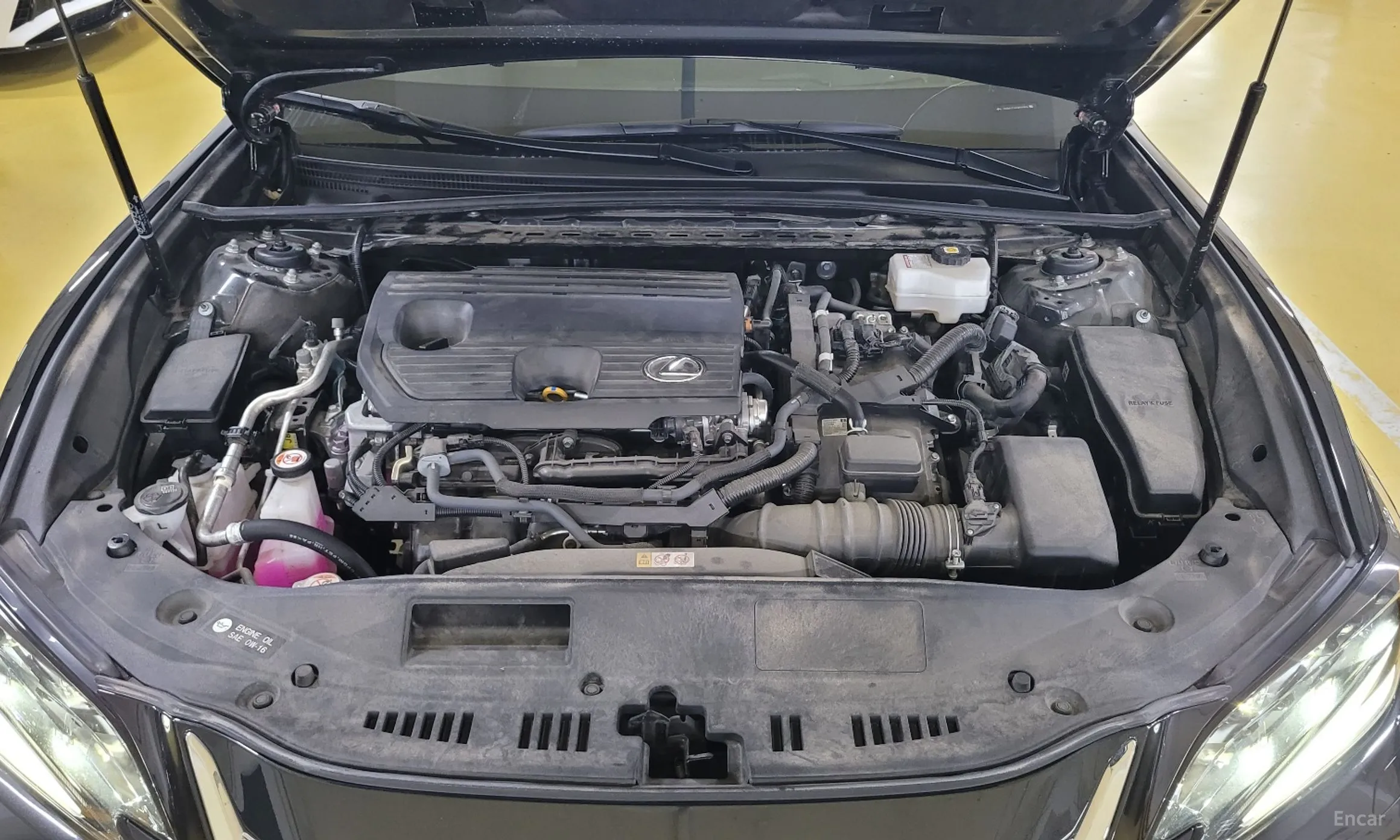 Lexus ES300h 7th Generation превью 6