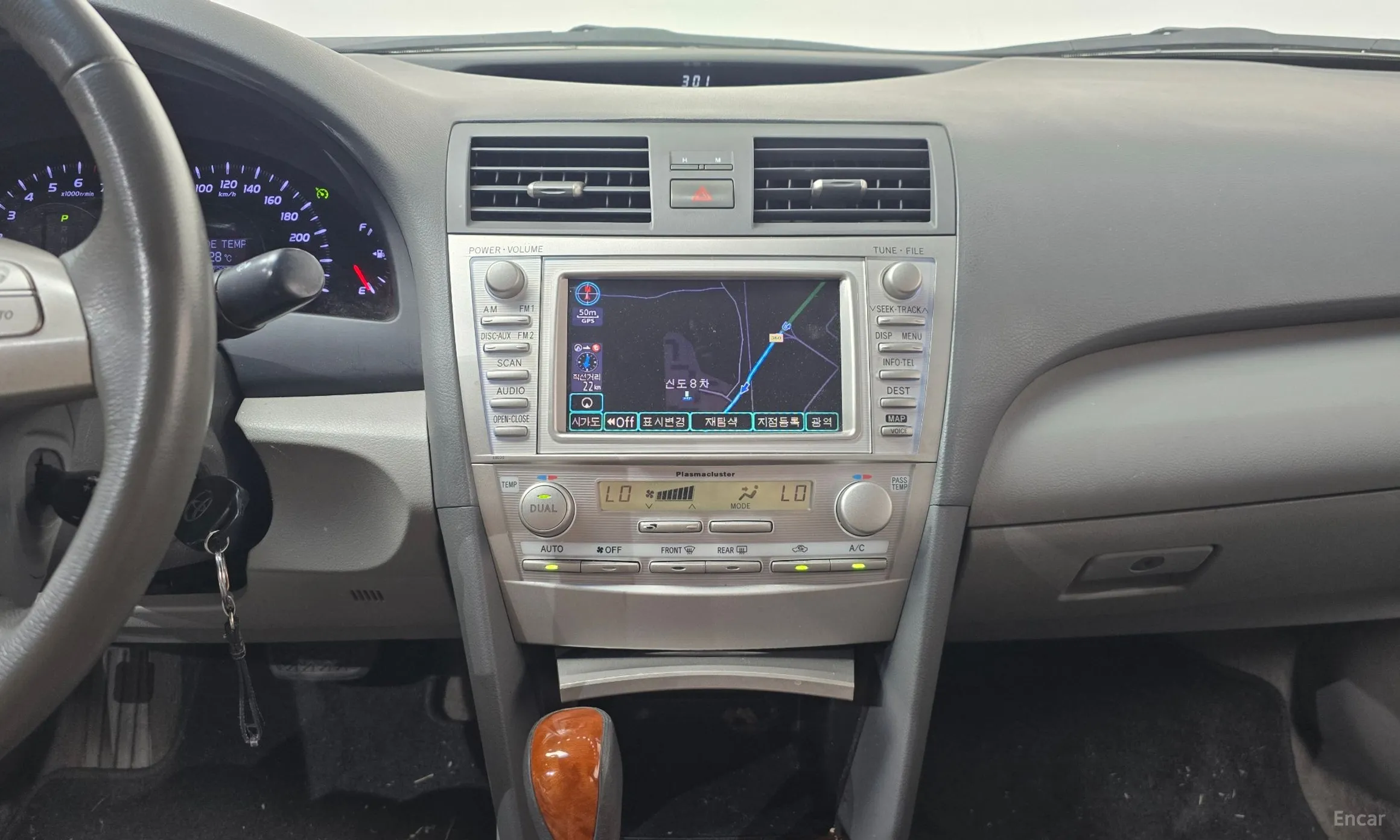 Toyota Camry превью 13