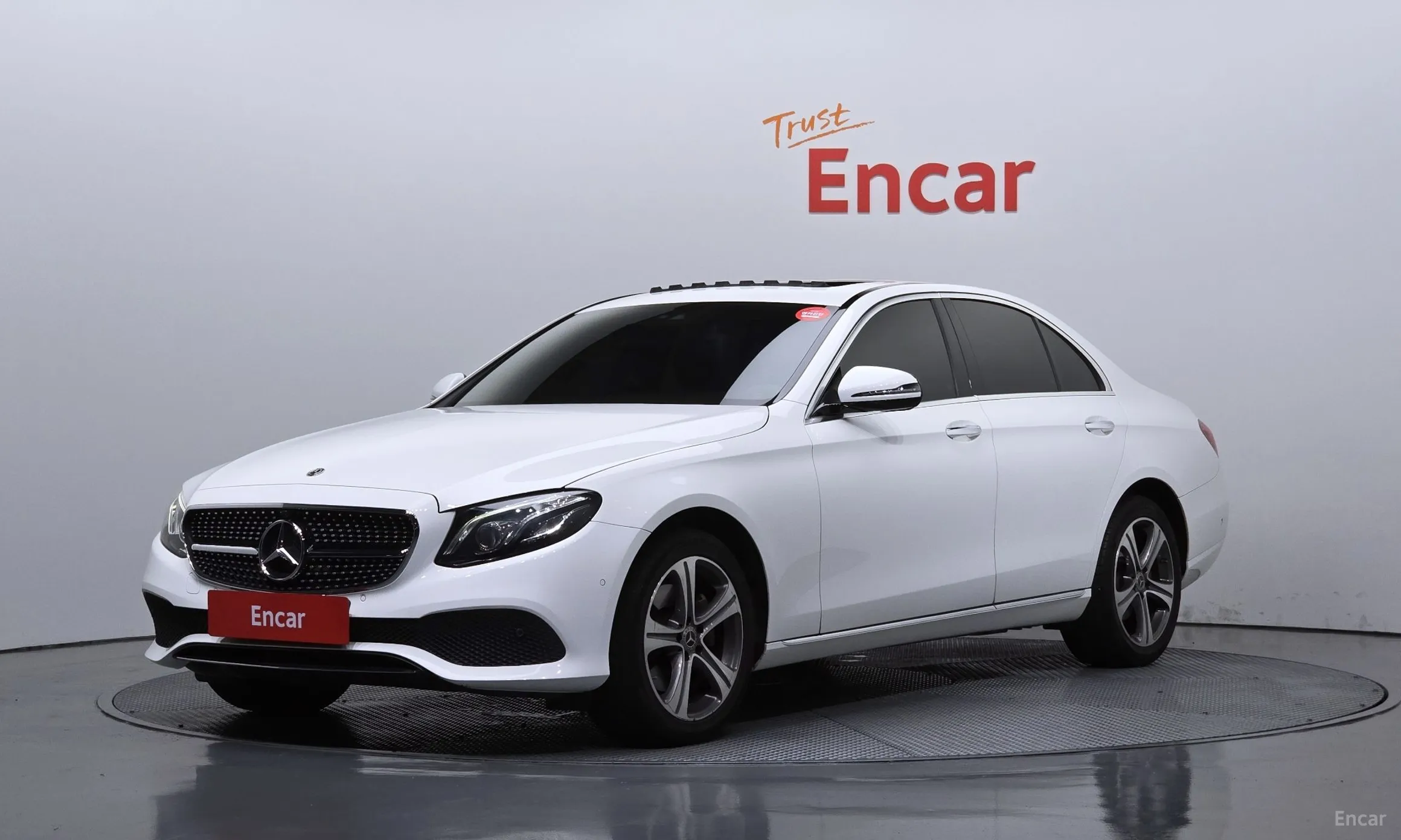Mercedes Benz E-Class W213