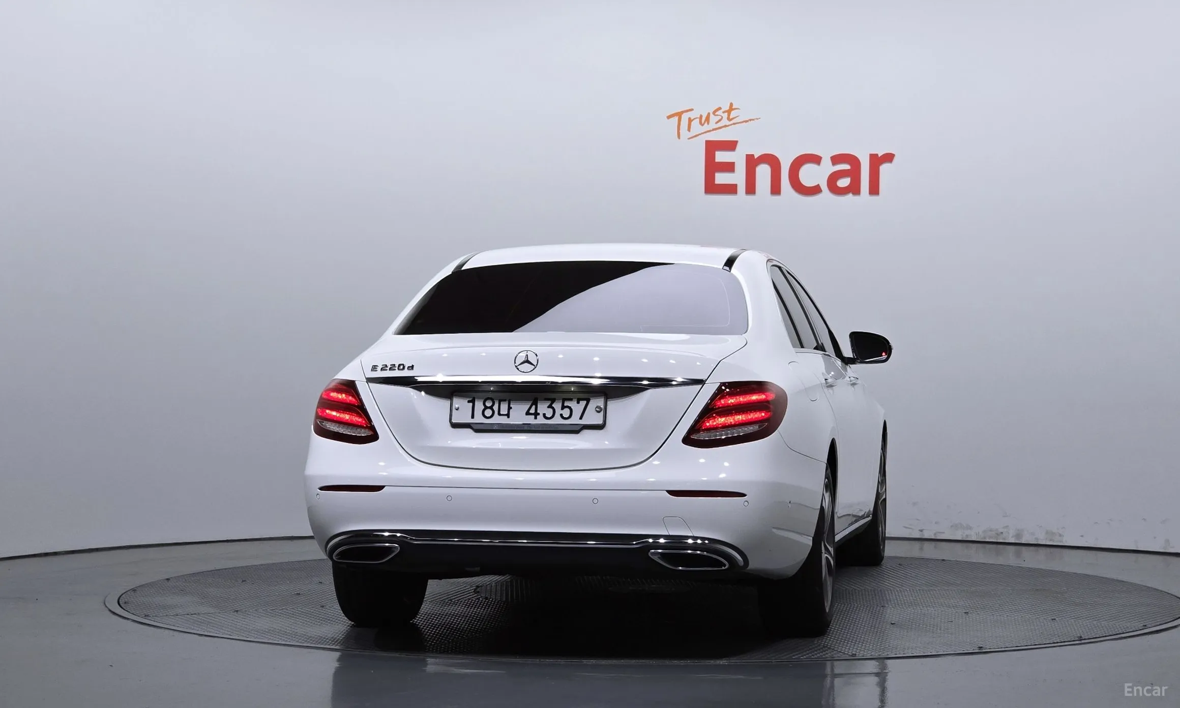 Mercedes Benz E-Class W213 превью 4