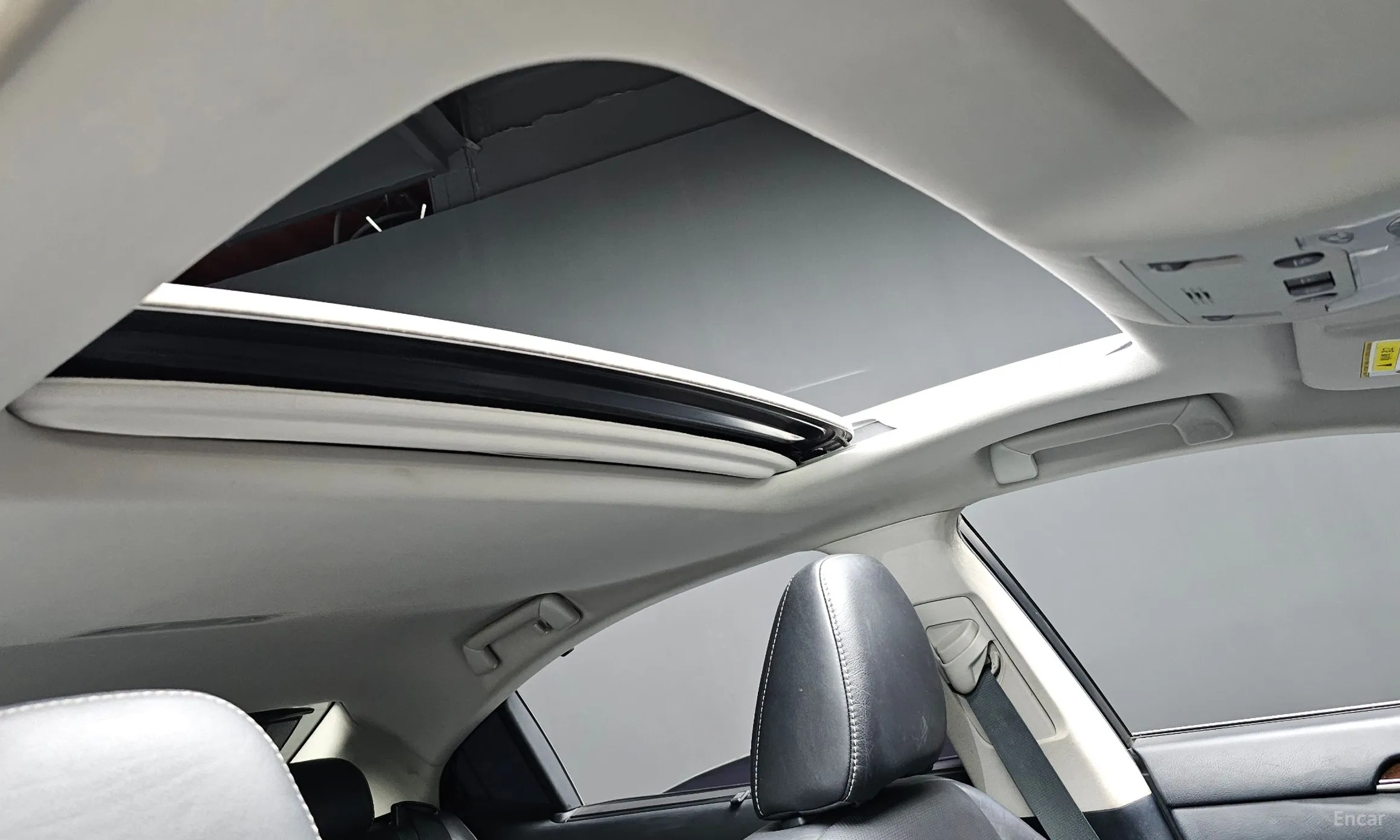Lexus New ES300h превью 19