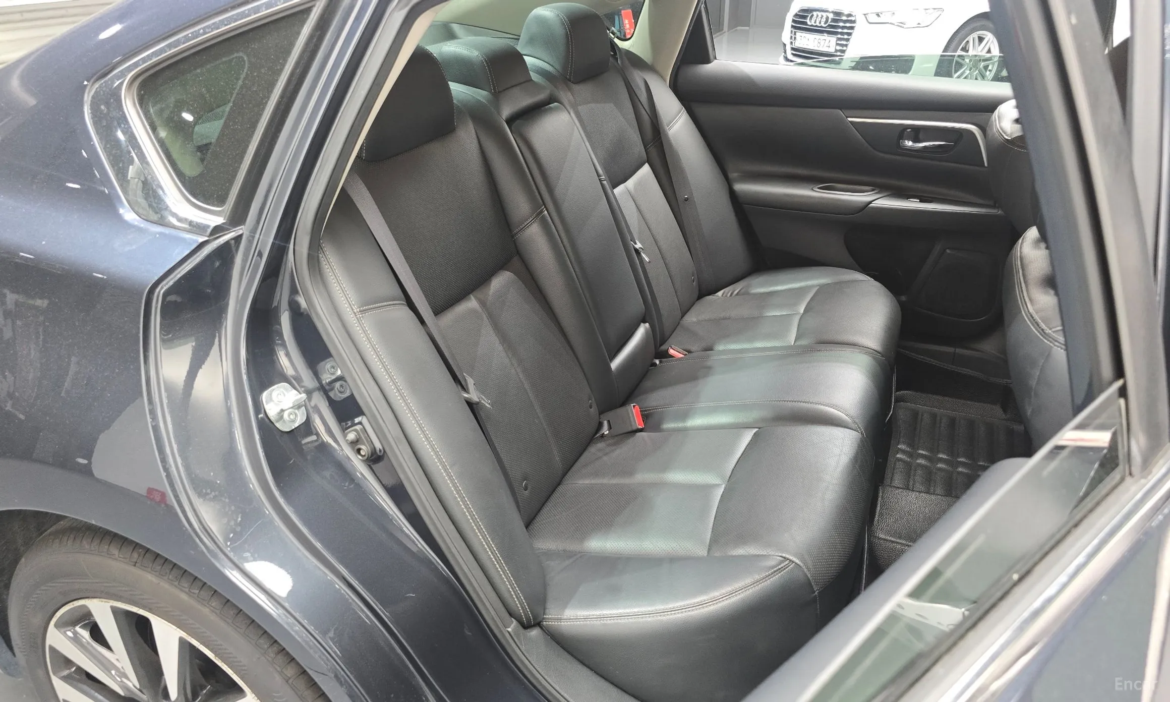 Nissan Altima превью 12