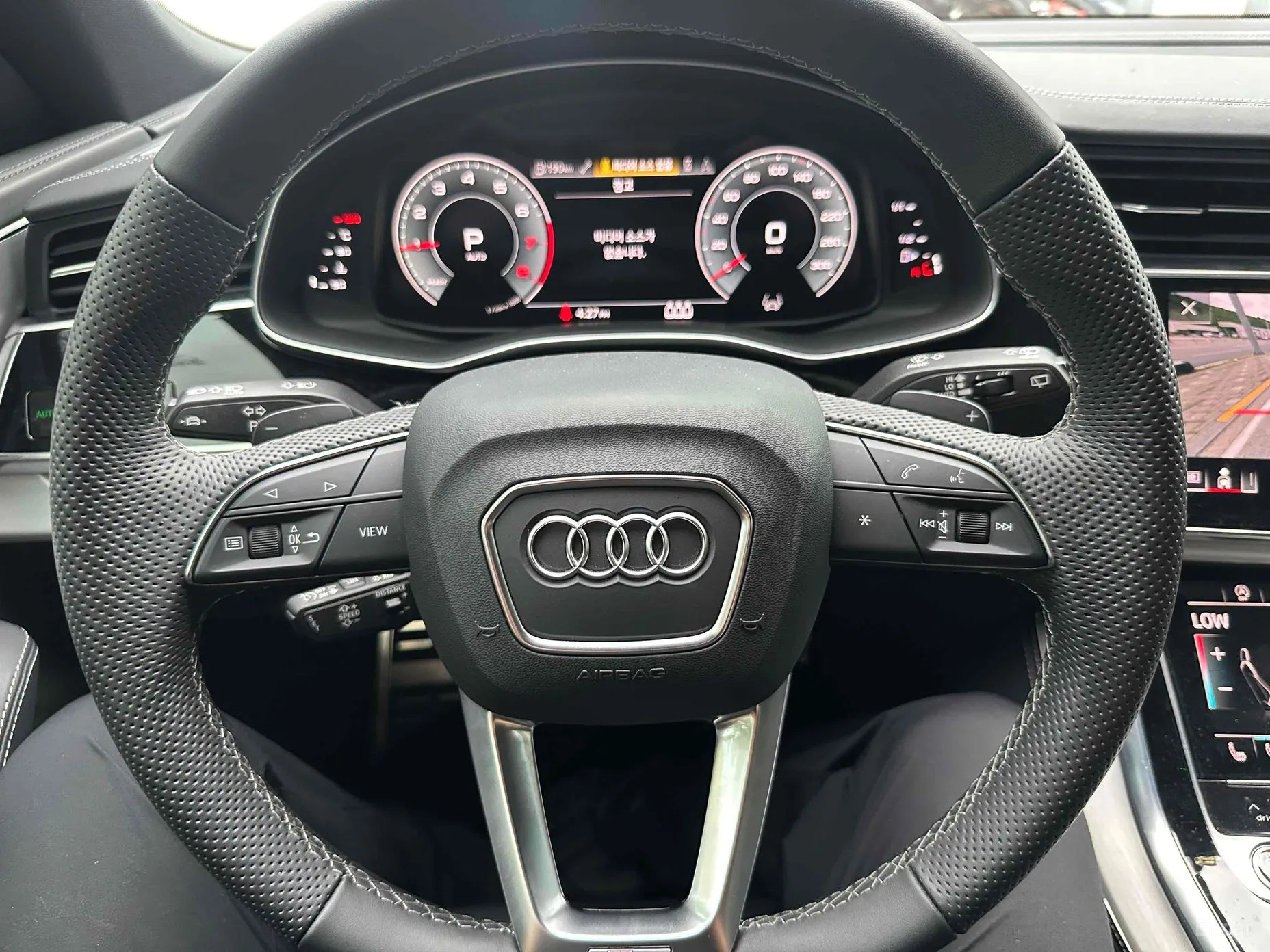 Audi Q8 (4M) превью 6