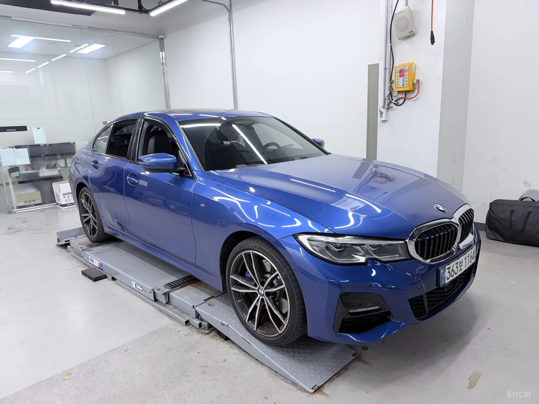 BMW 3 Series (G20) превью 12