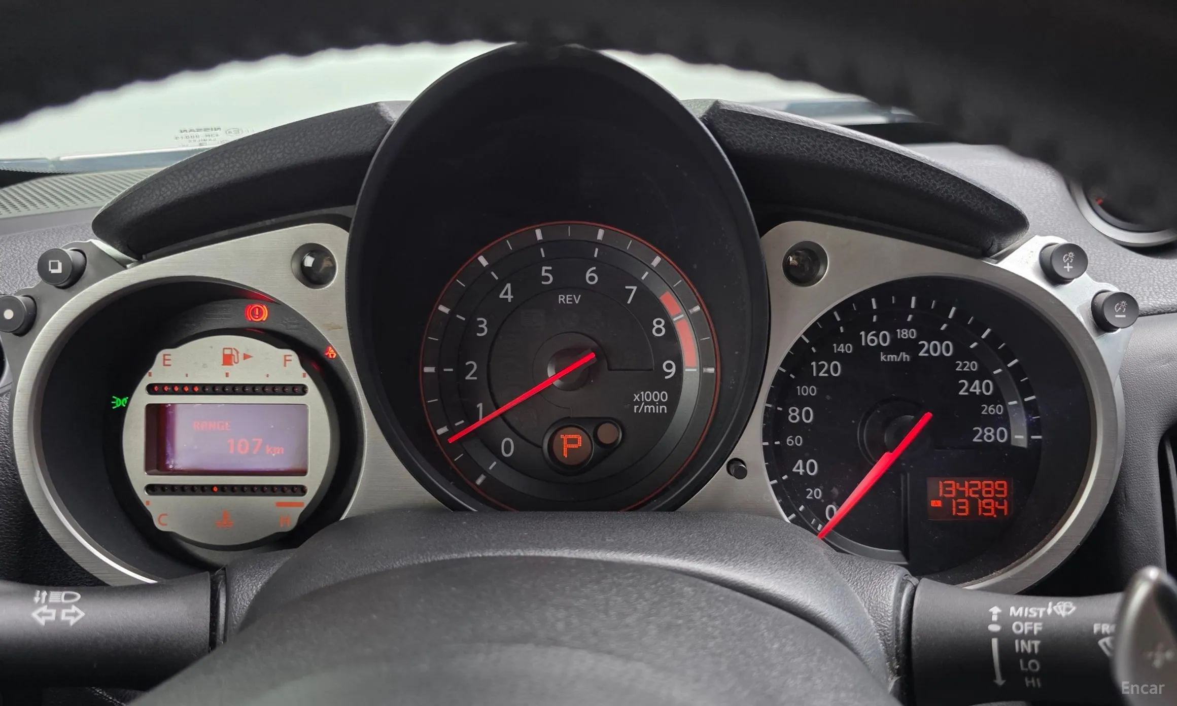 Nissan 370Z превью 8