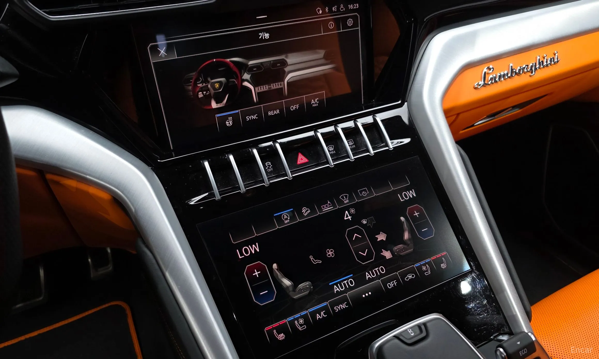 Lamborghini Urus превью 17