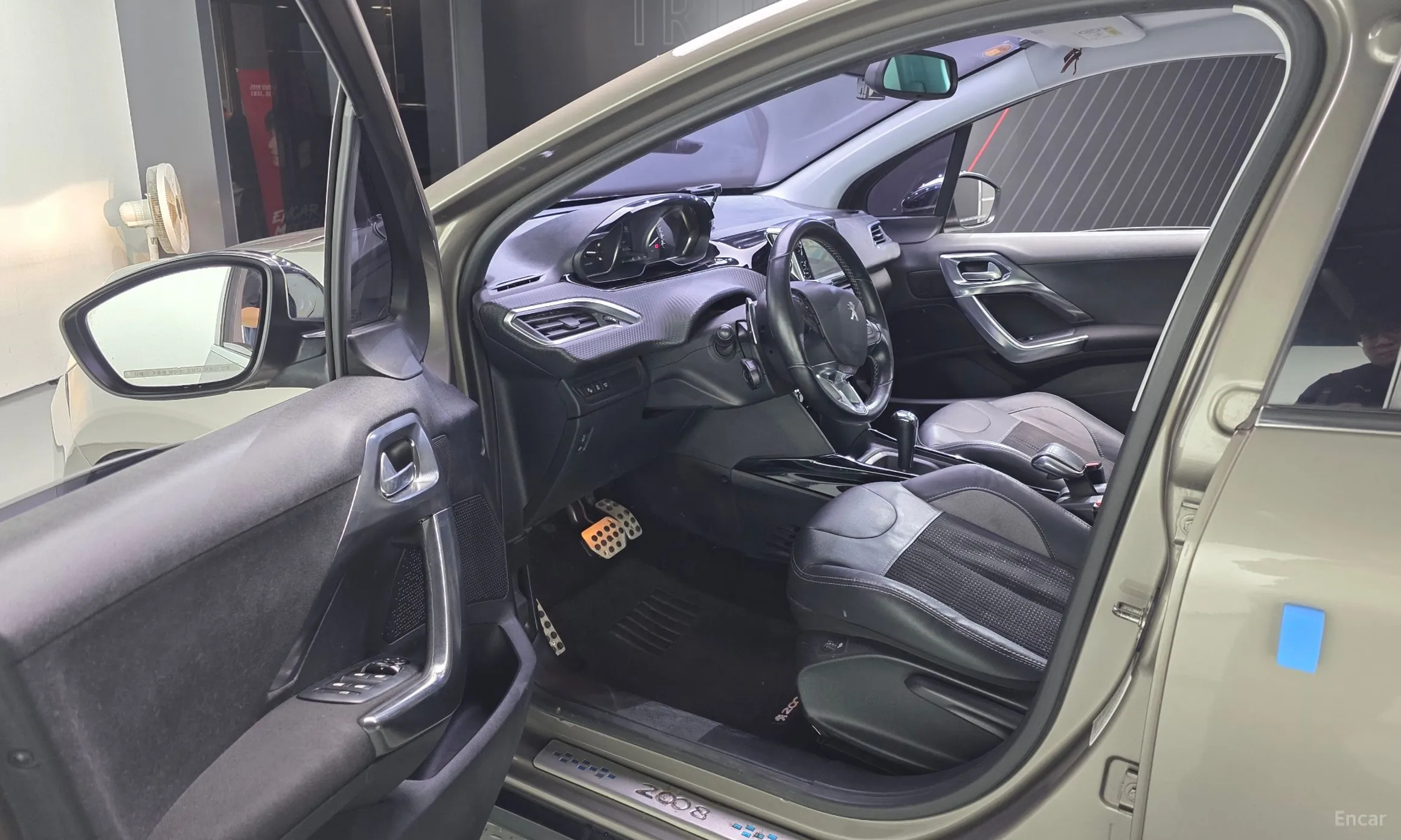 Peugeot 2008. превью 10