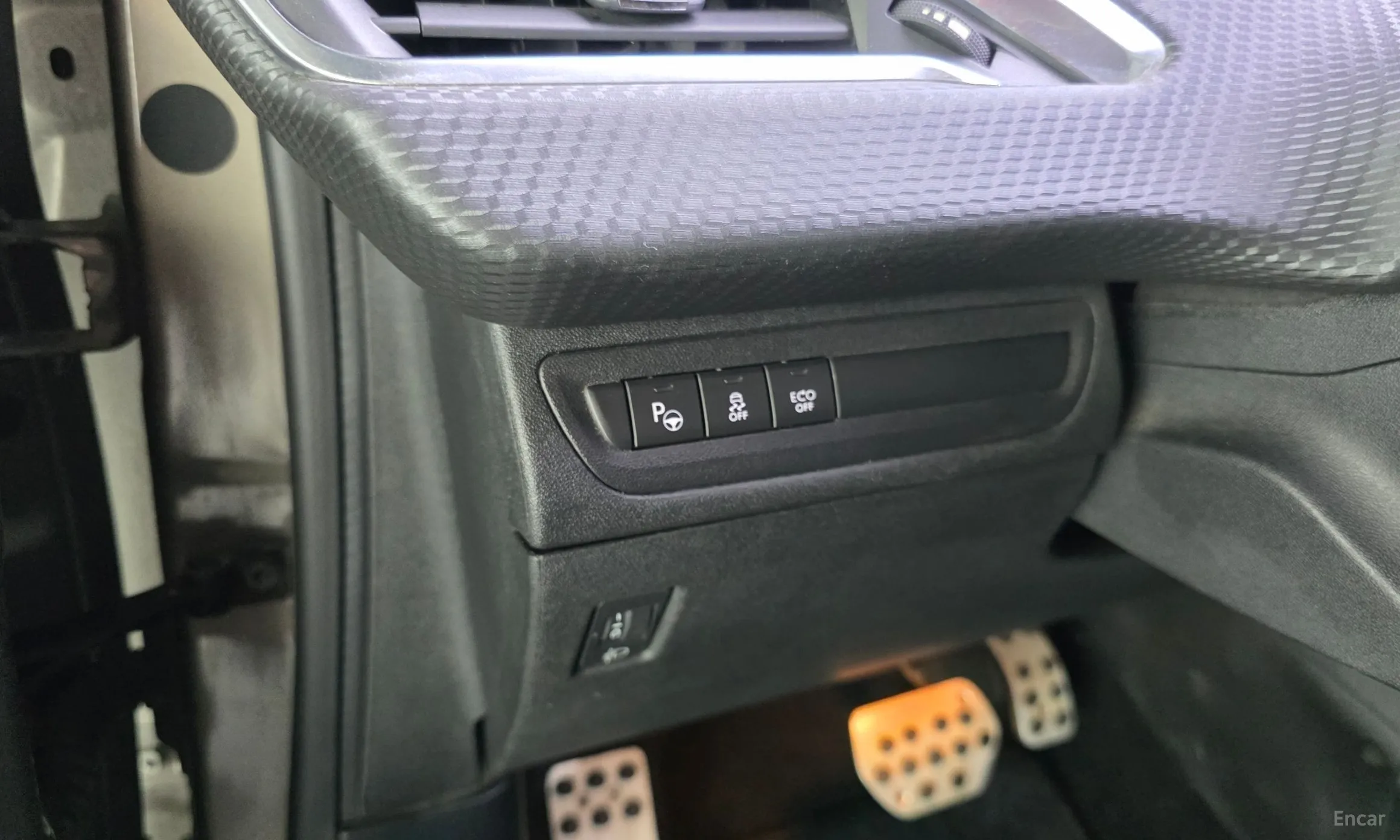 Peugeot 2008. превью 18